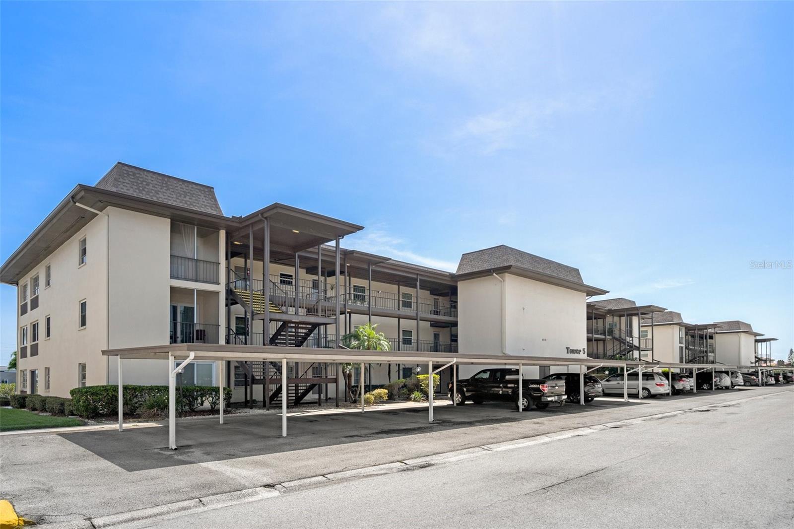 4518 GARNET DR #202, NEW PORT RICHEY, FL, 34652