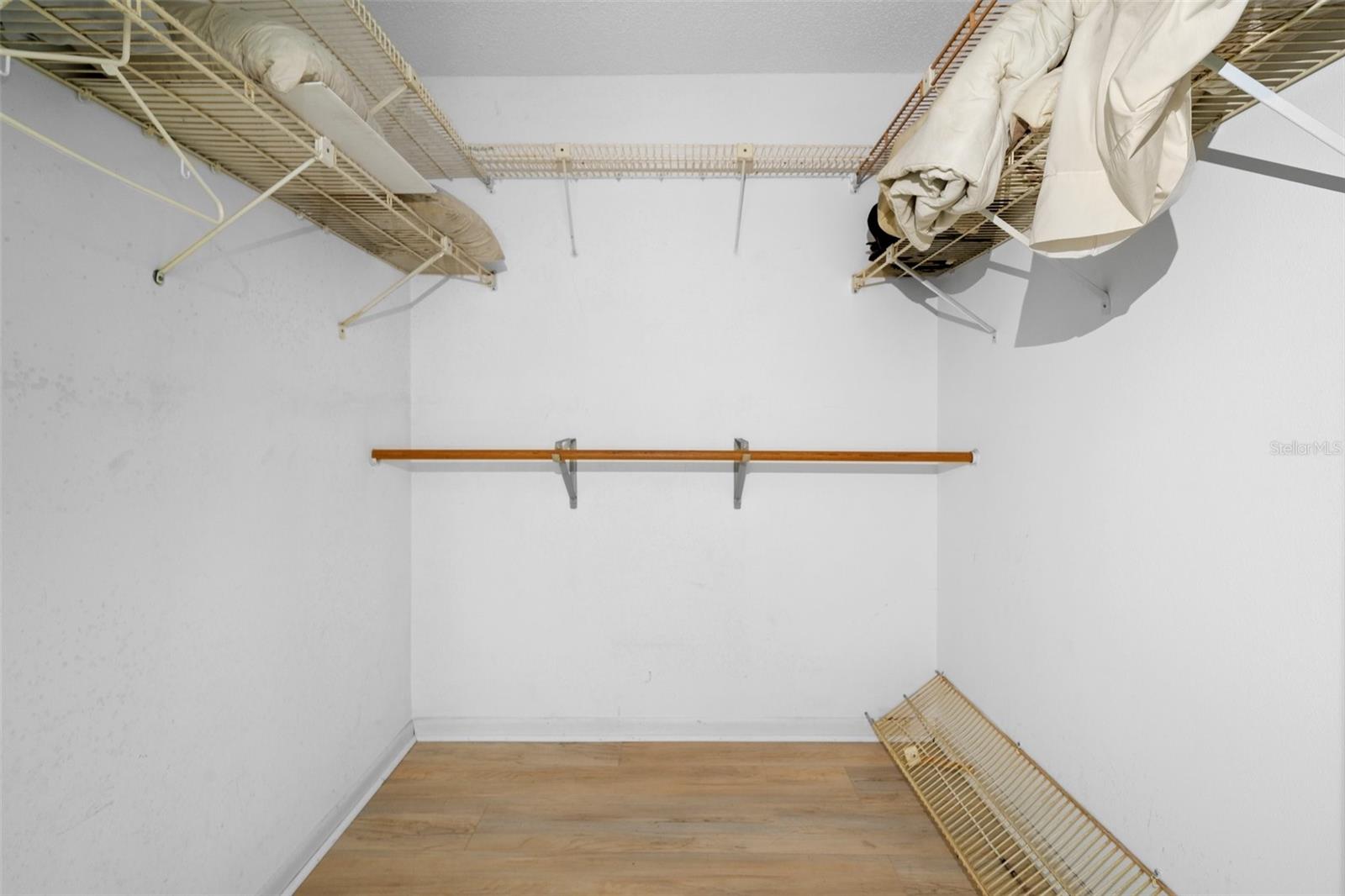 4518 GARNET DR #202, NEW PORT RICHEY, FL, 34652