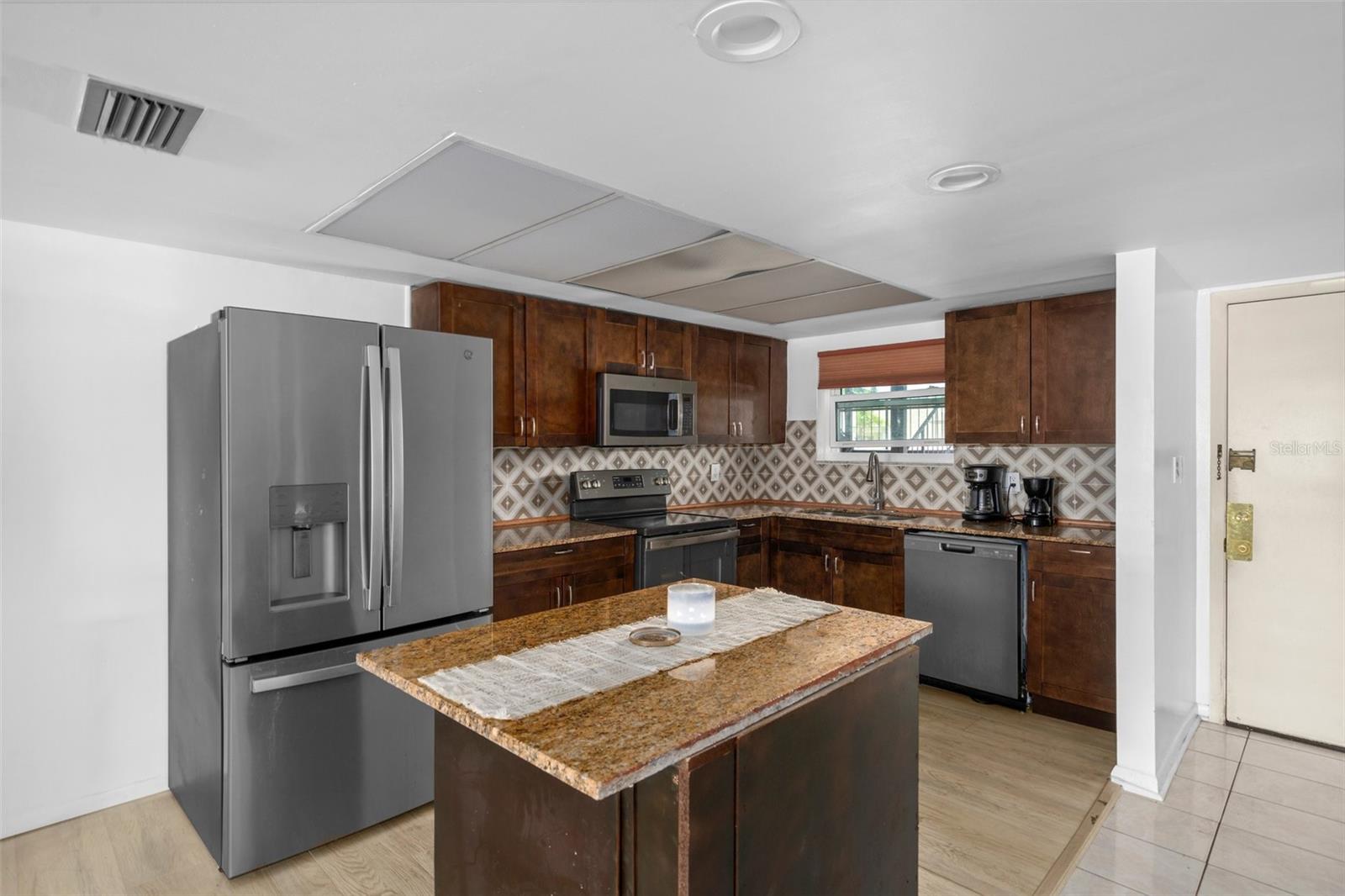 4518 GARNET DR #202, NEW PORT RICHEY, FL, 34652