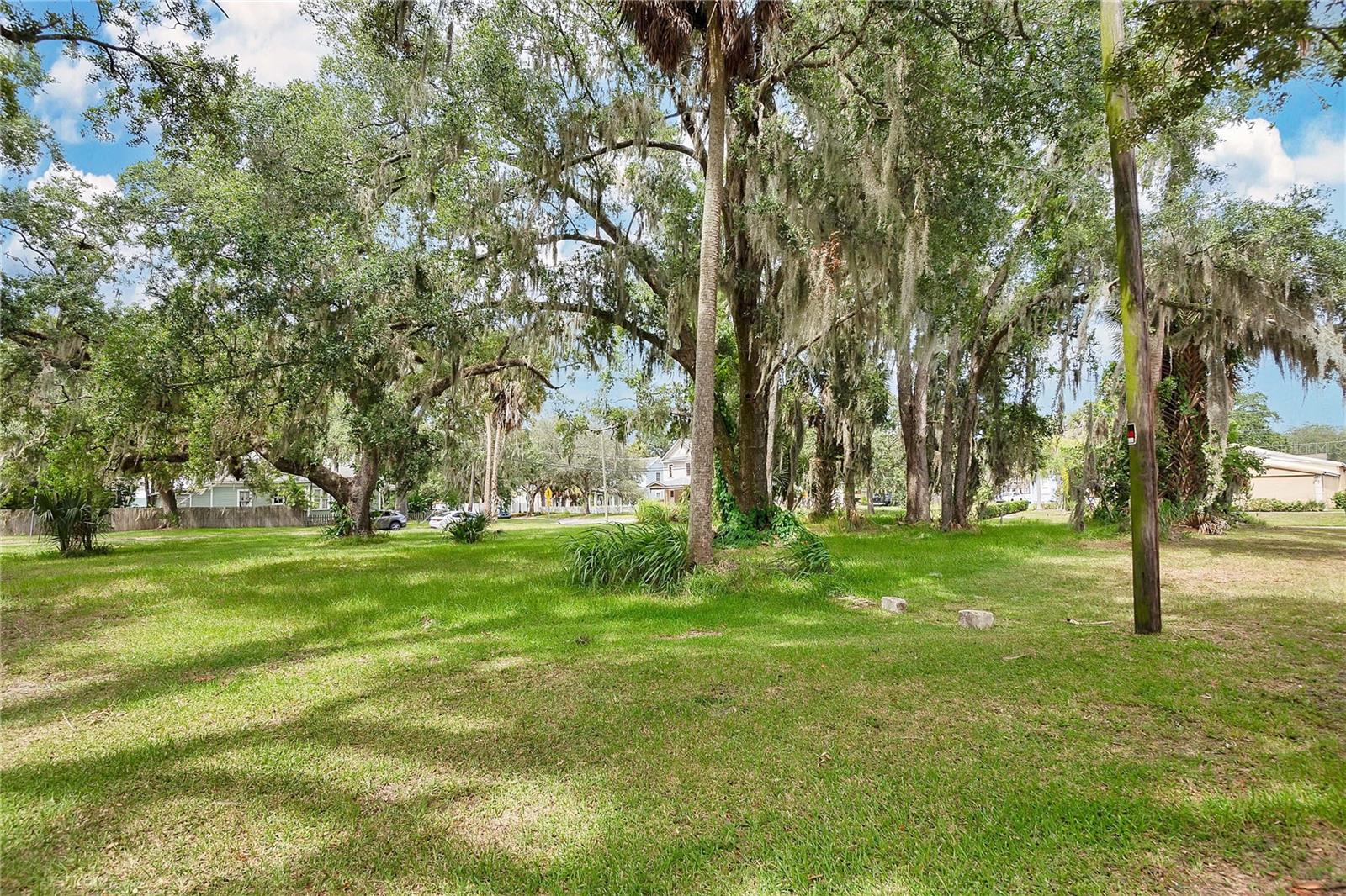 LAUREL AVENUE & WEST 3RD STREET, SANFORD, FL, 32771