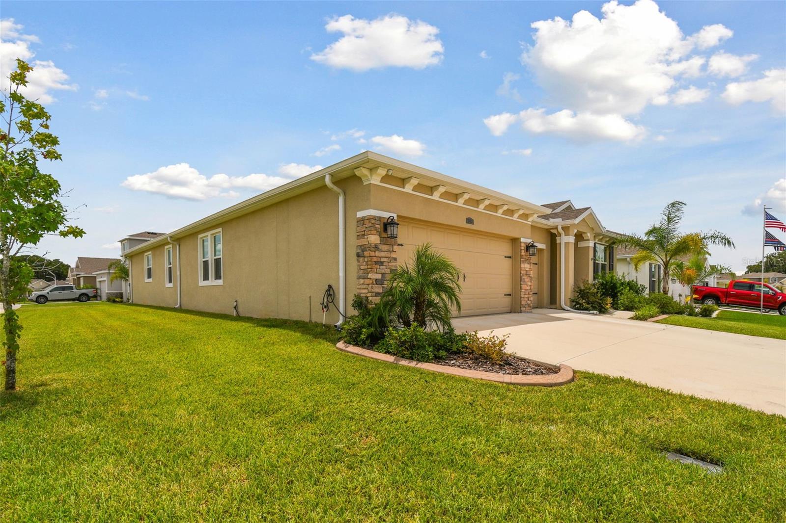 10403 LAXER CAY LOOP, SAN ANTONIO, FL, 33576