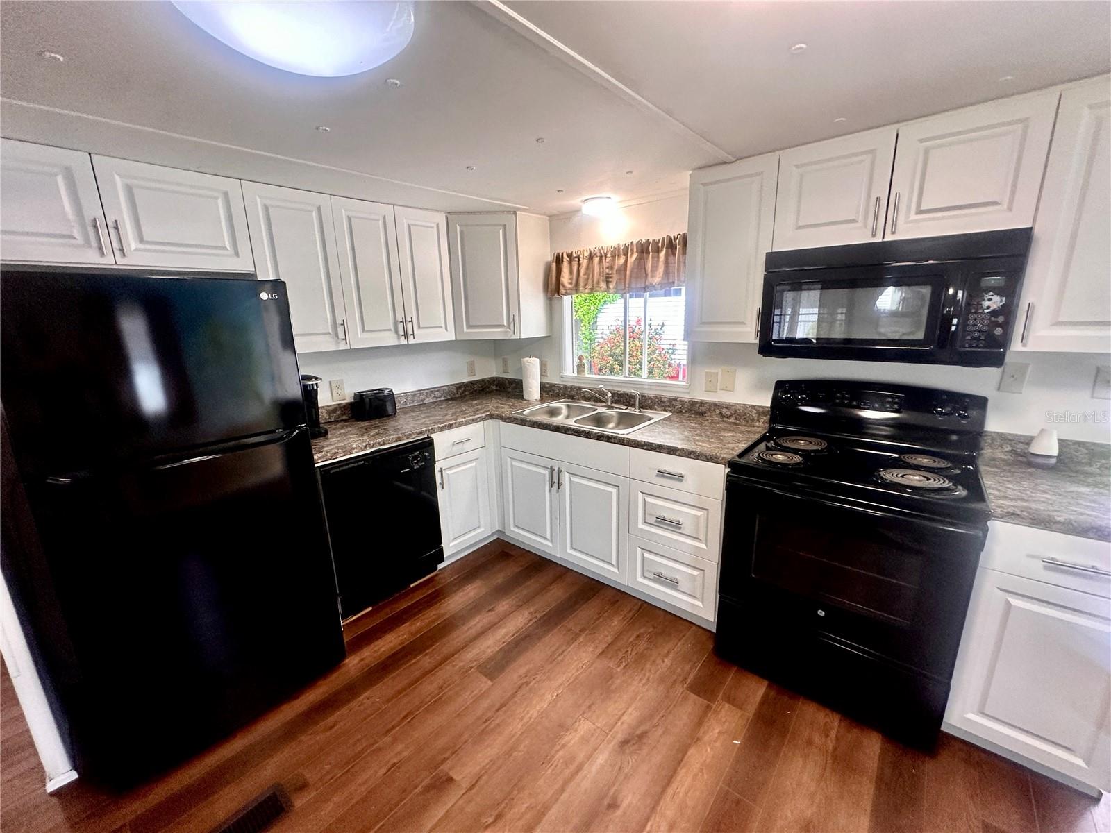 2129 PALAZZA DR, SARASOTA, FL, 34238