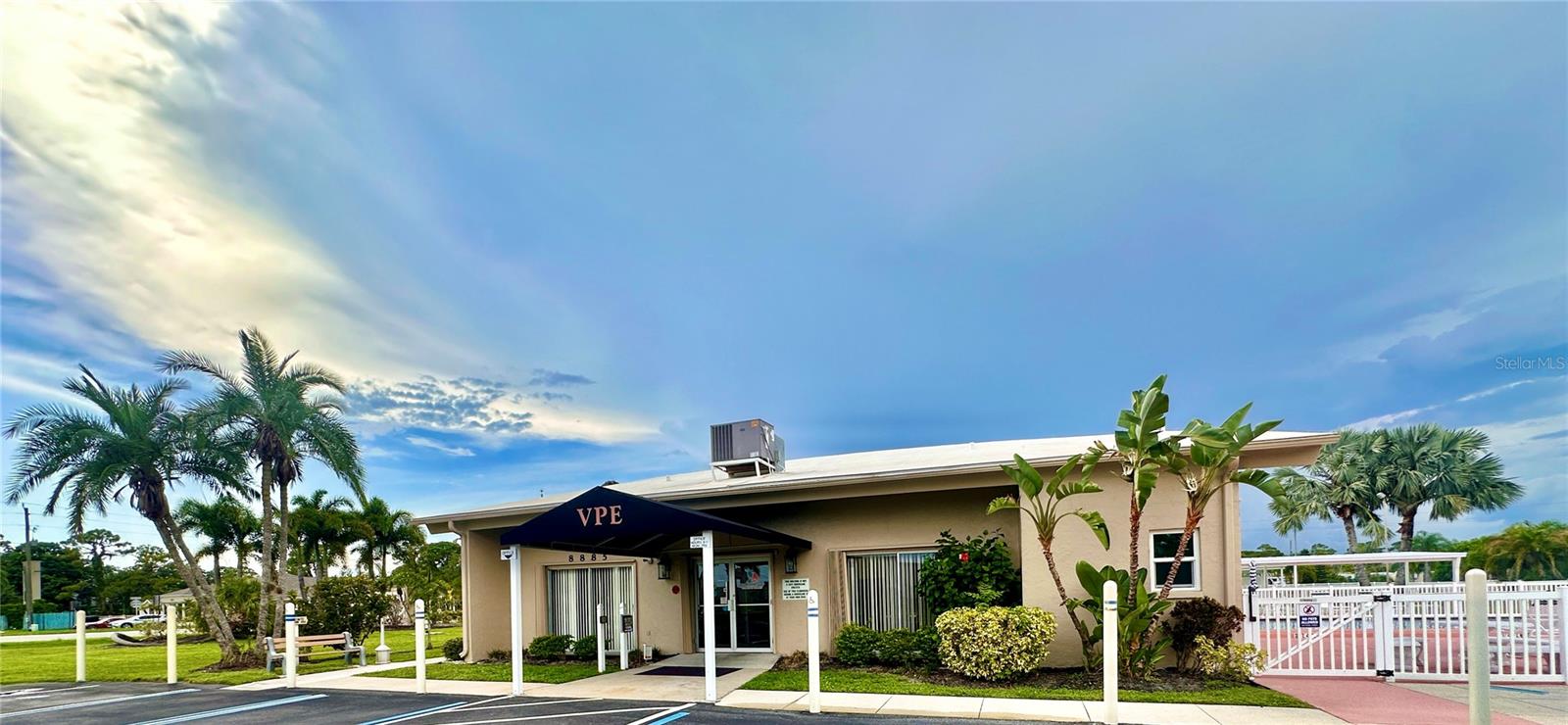 2129 PALAZZA DR, SARASOTA, FL, 34238