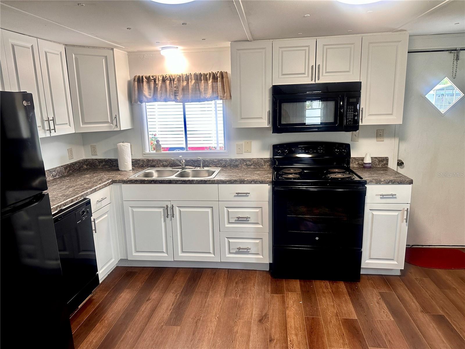 2129 PALAZZA DR, SARASOTA, FL, 34238