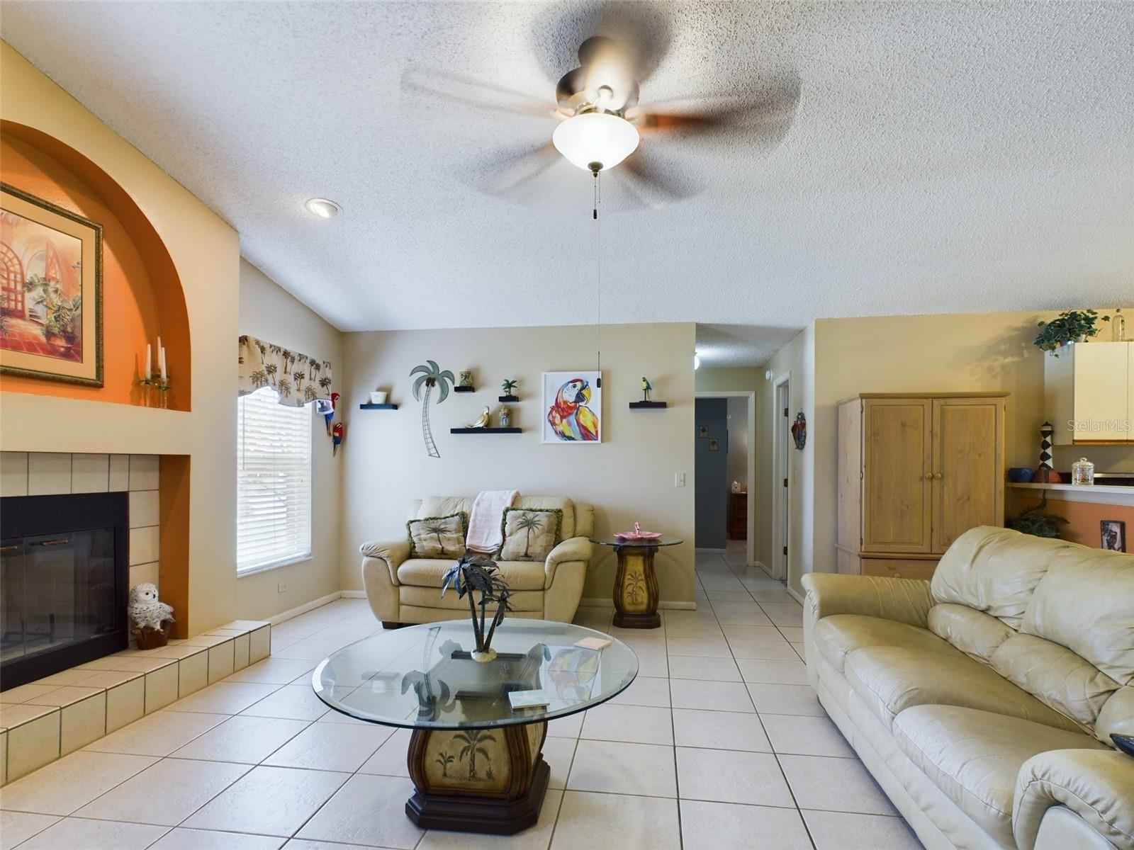 24213 TWIN LAKE DR, LAND O LAKES, FL, 34639