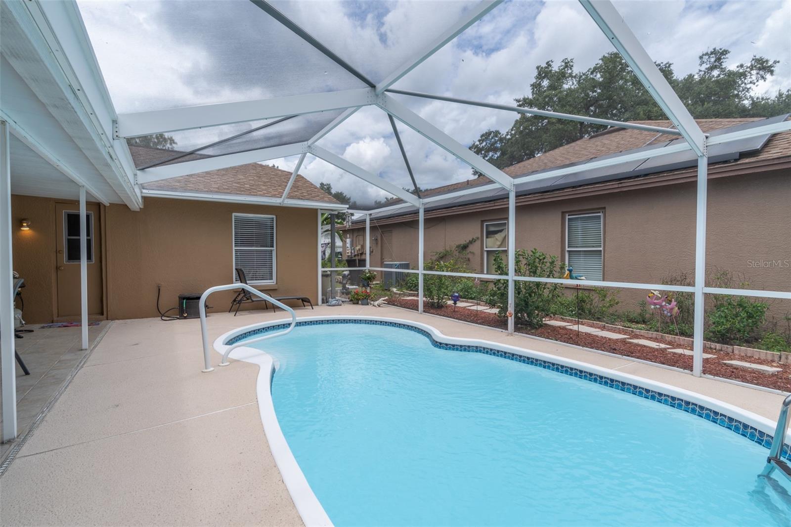 24213 TWIN LAKE DR, LAND O LAKES, FL, 34639