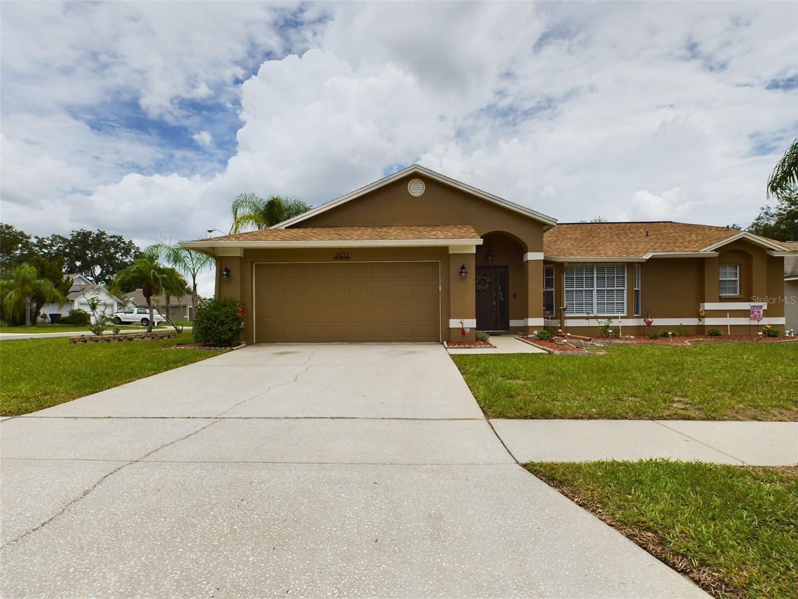 24213 TWIN LAKE DR, LAND O LAKES, FL, 34639