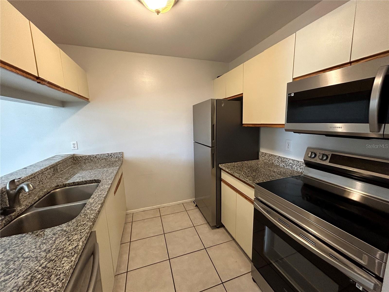 3883 W 59TH AVE #3883, BRADENTON, FL, 34210