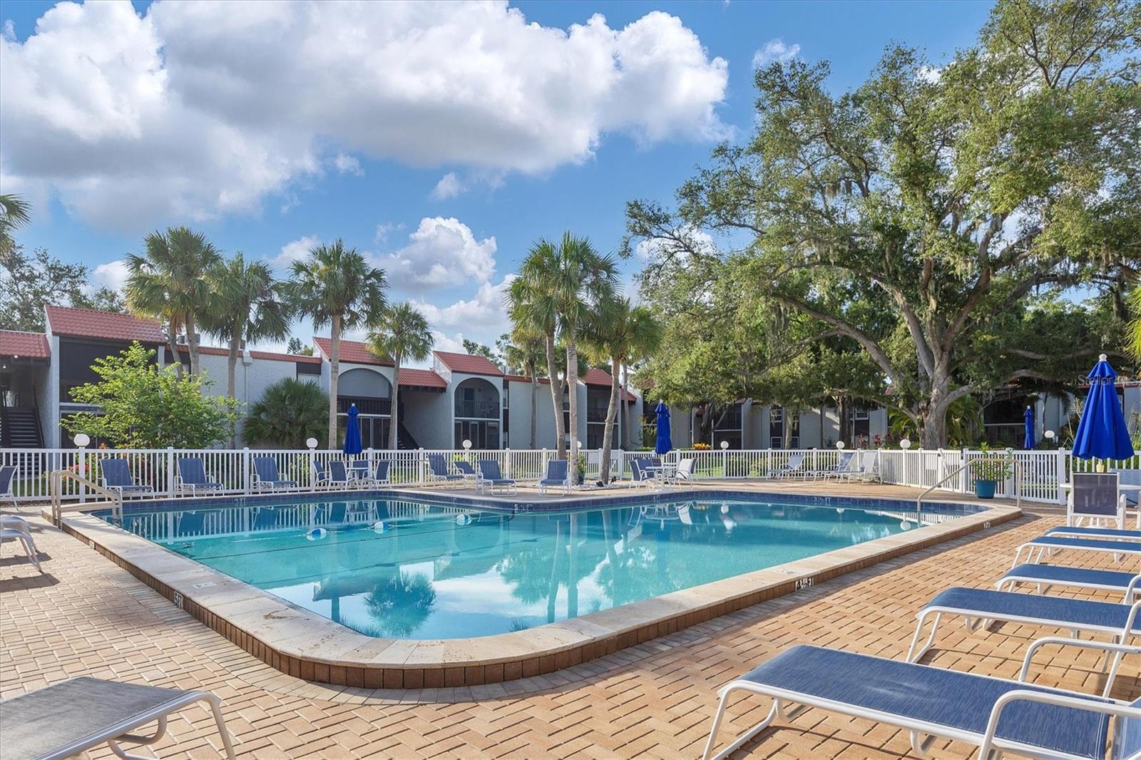 3245 BENEVA RD #104, SARASOTA, FL, 34232