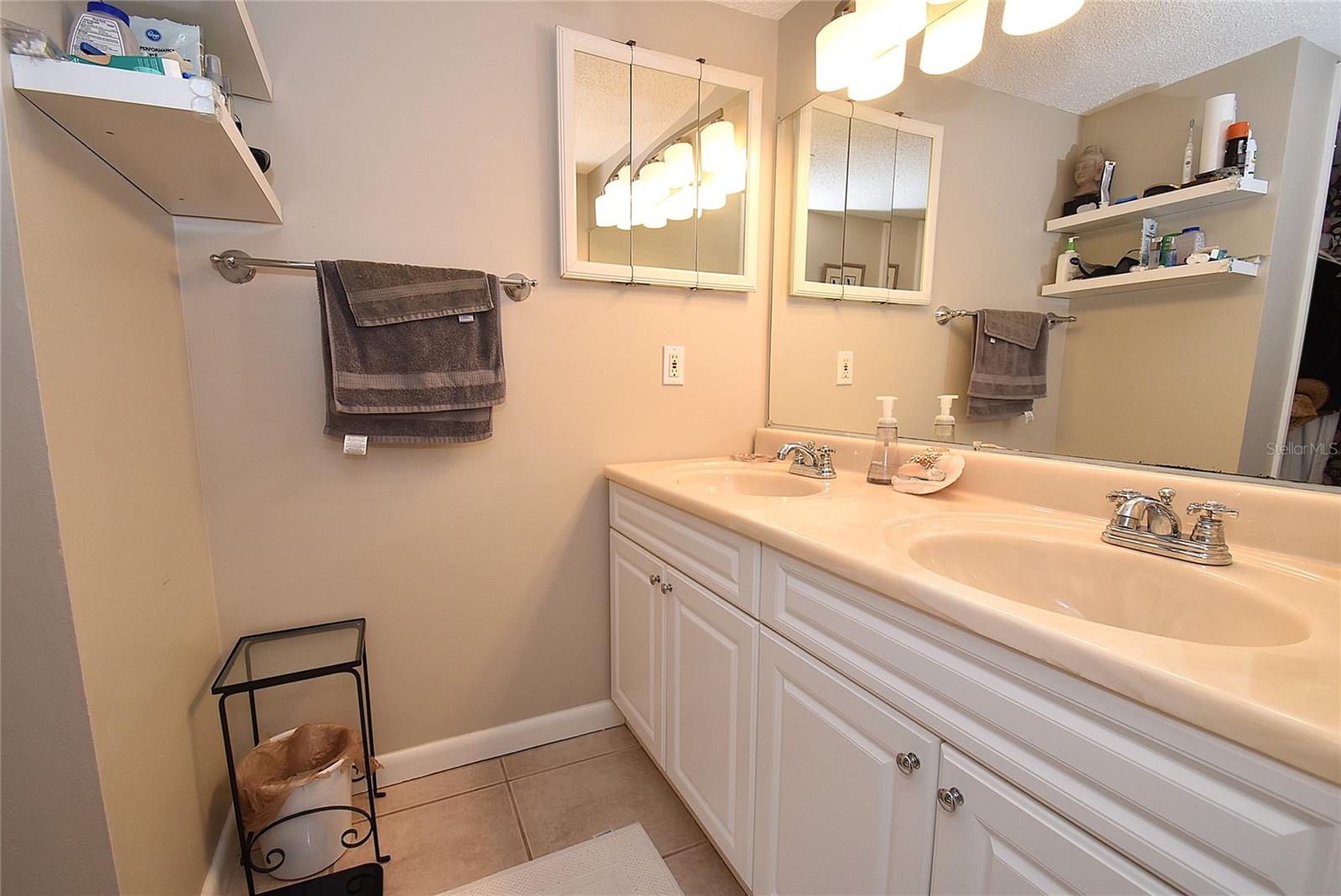 1608 BAYHOUSE POINT DR #GL304, SARASOTA, FL, 34231
