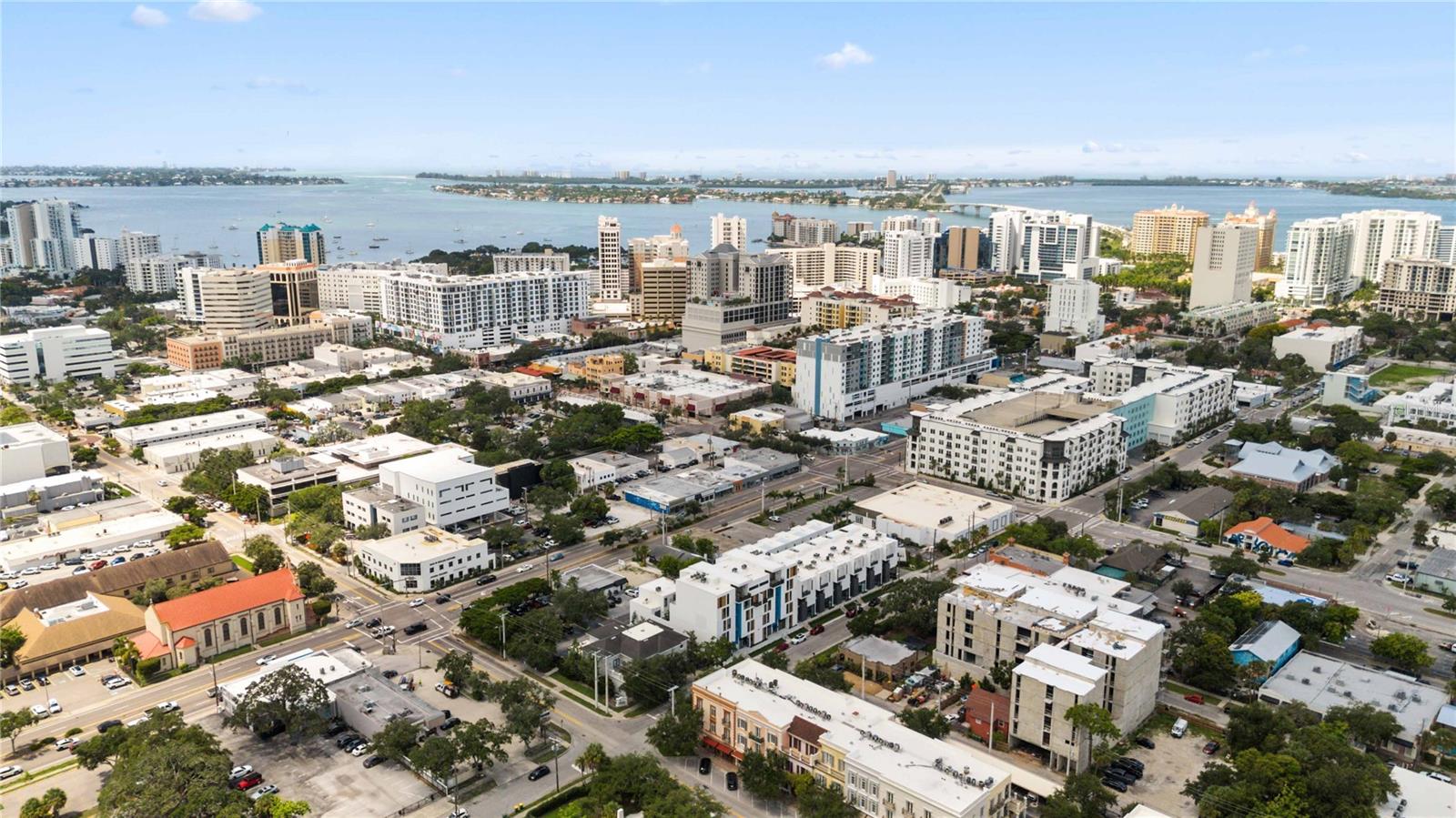 1558 4TH ST #402, SARASOTA, FL, 34236