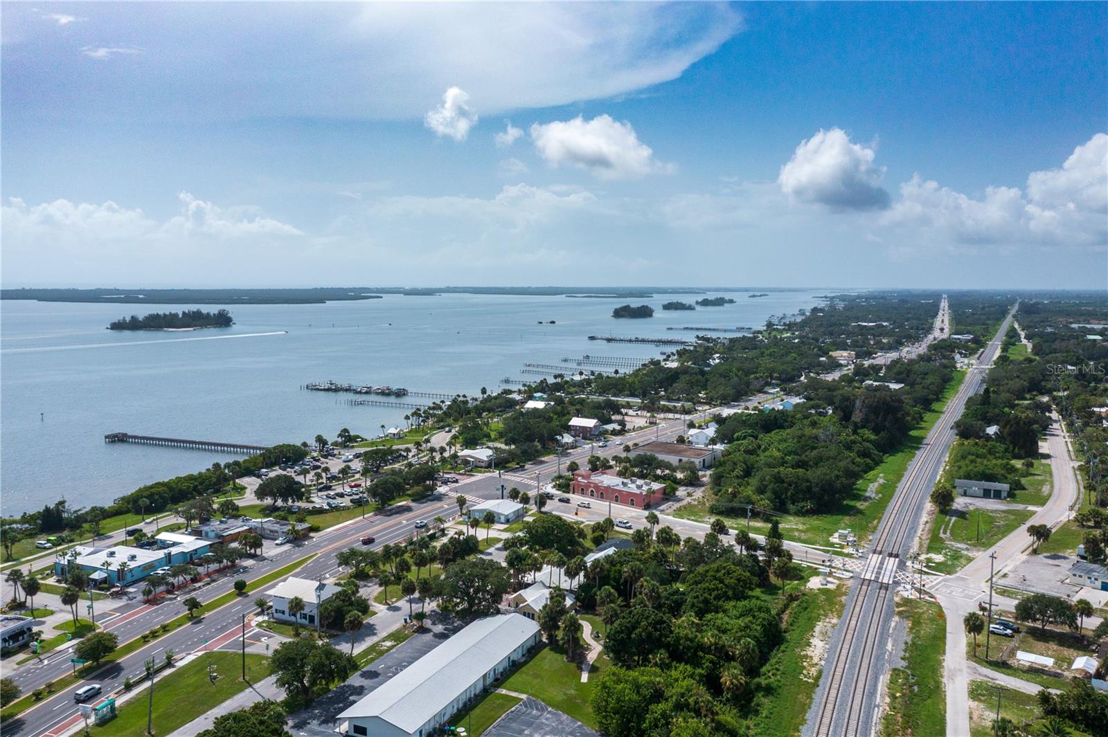 919 MAIN ST, SEBASTIAN, FL, 32958