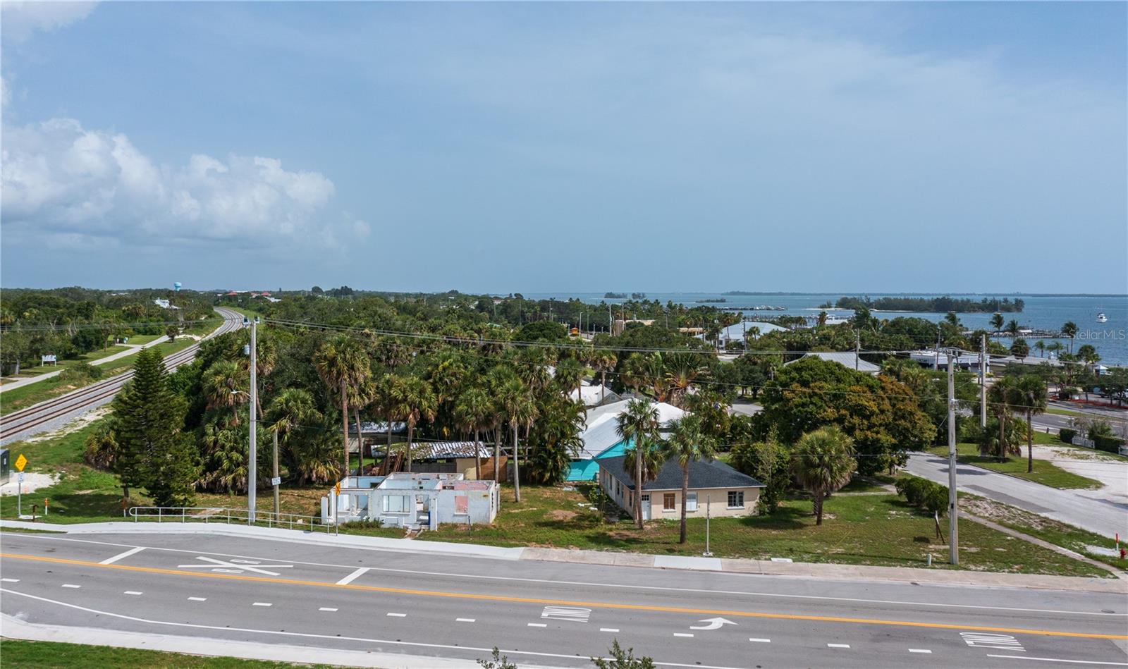 919 MAIN ST, SEBASTIAN, FL, 32958
