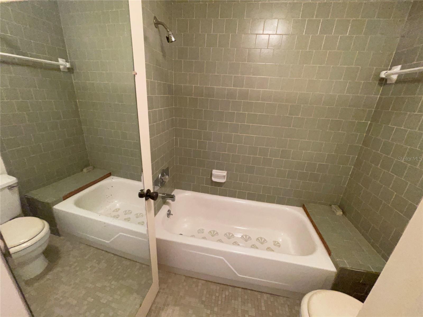 1706 BELLEAIR FOREST DR #214, BELLEAIR, FL, 33756
