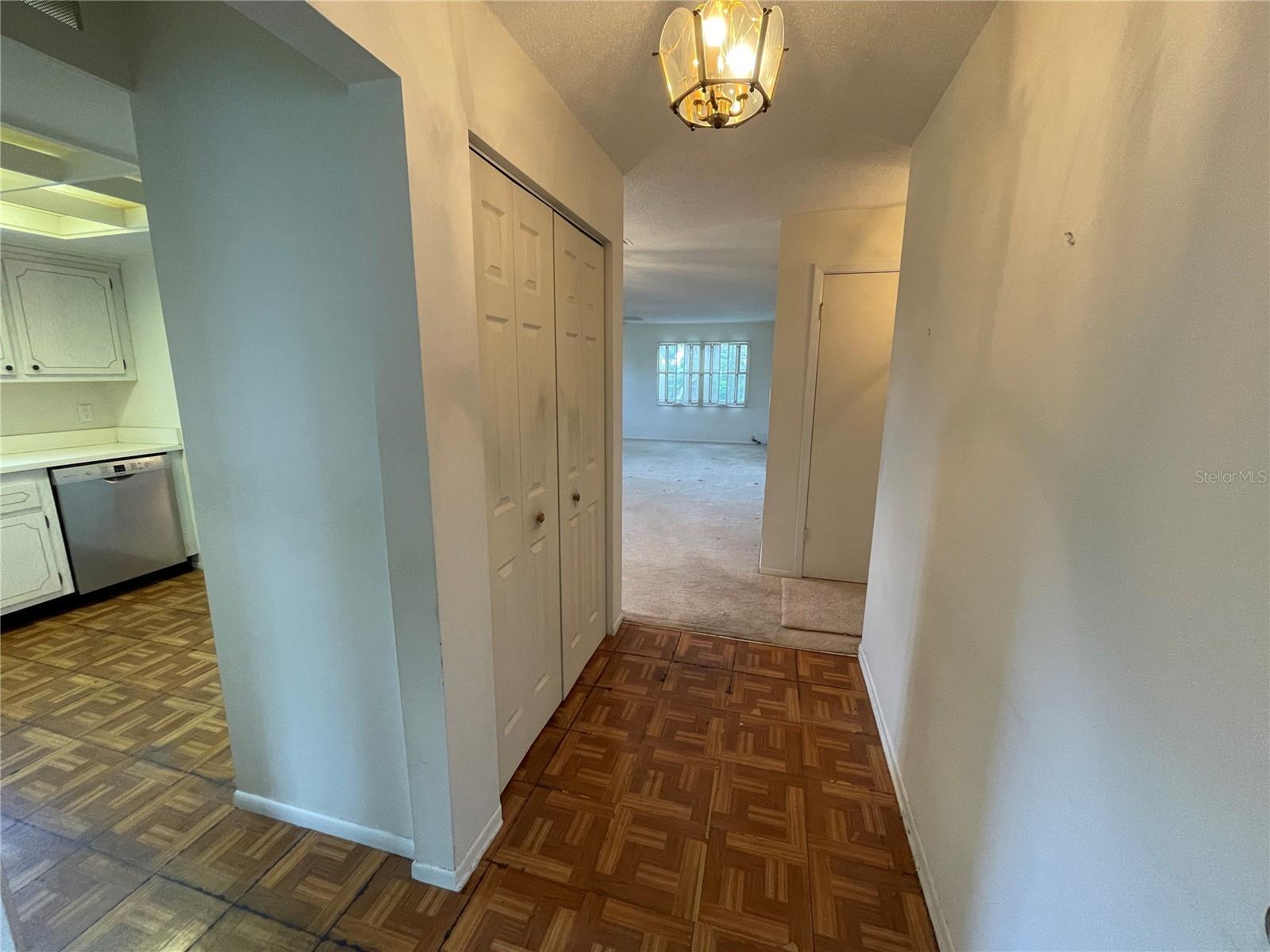 1706 BELLEAIR FOREST DR #214, BELLEAIR, FL, 33756