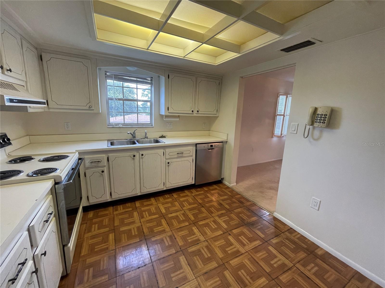 1706 BELLEAIR FOREST DR #214, BELLEAIR, FL, 33756
