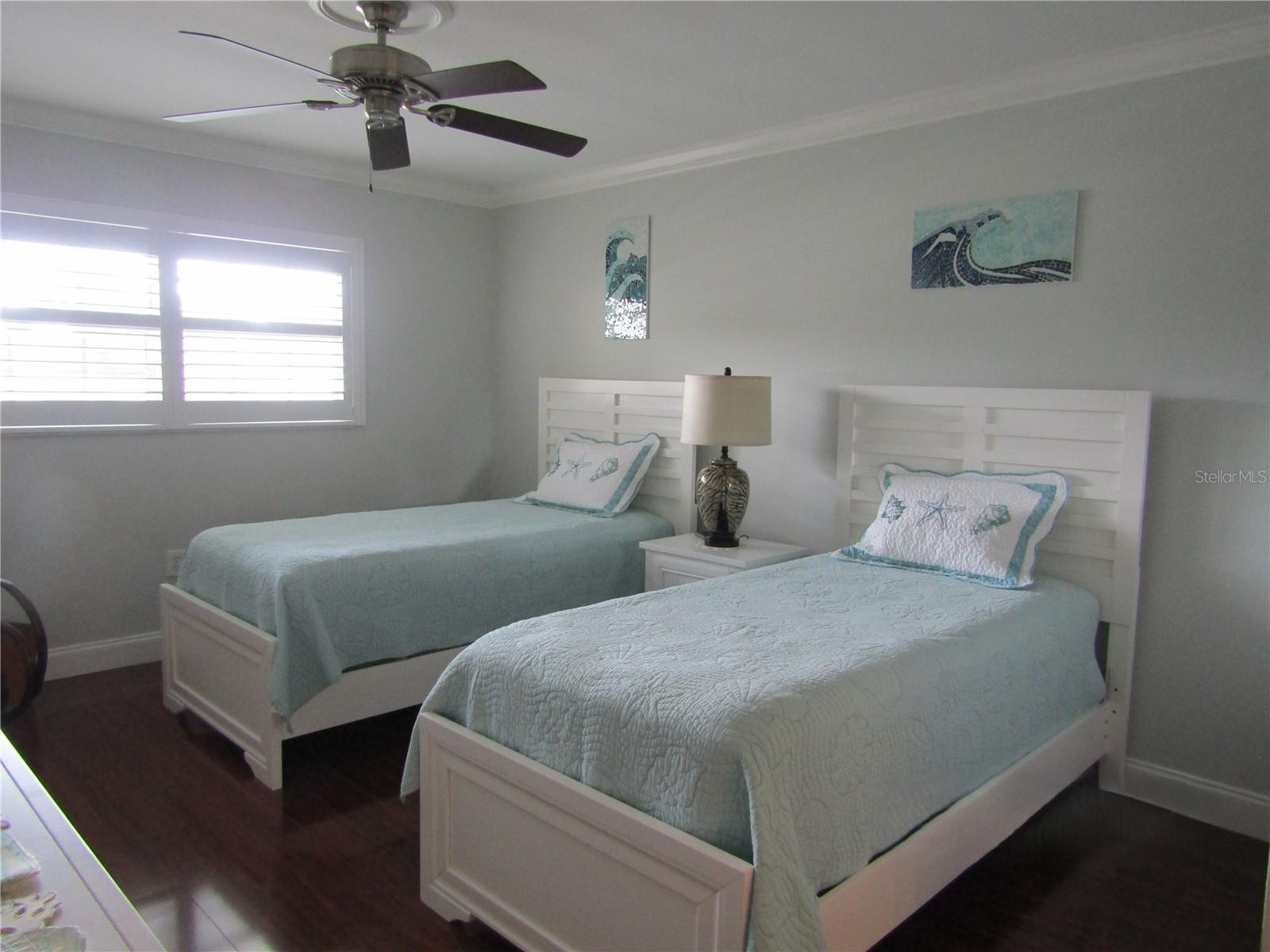 7351 W COUNTRY CLUB DR N #202, SARASOTA, FL, 34243