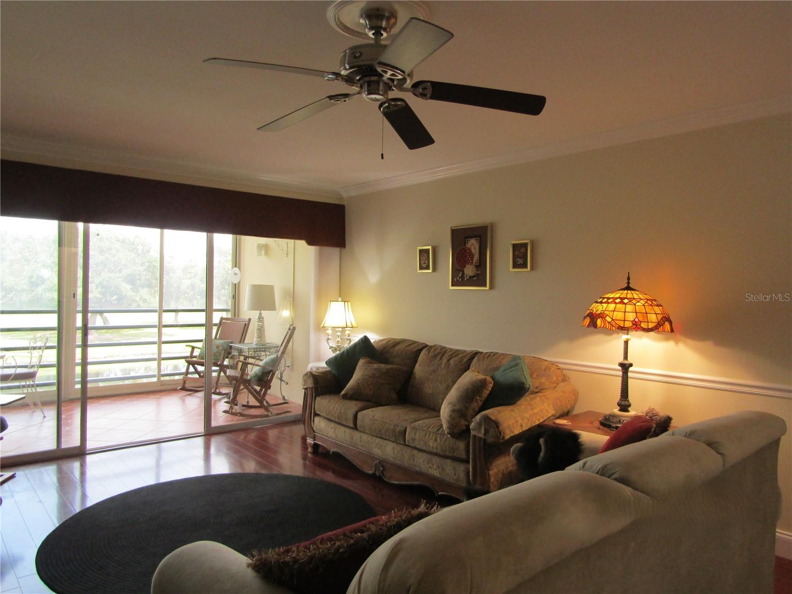 7351 W COUNTRY CLUB DR N #202, SARASOTA, FL, 34243