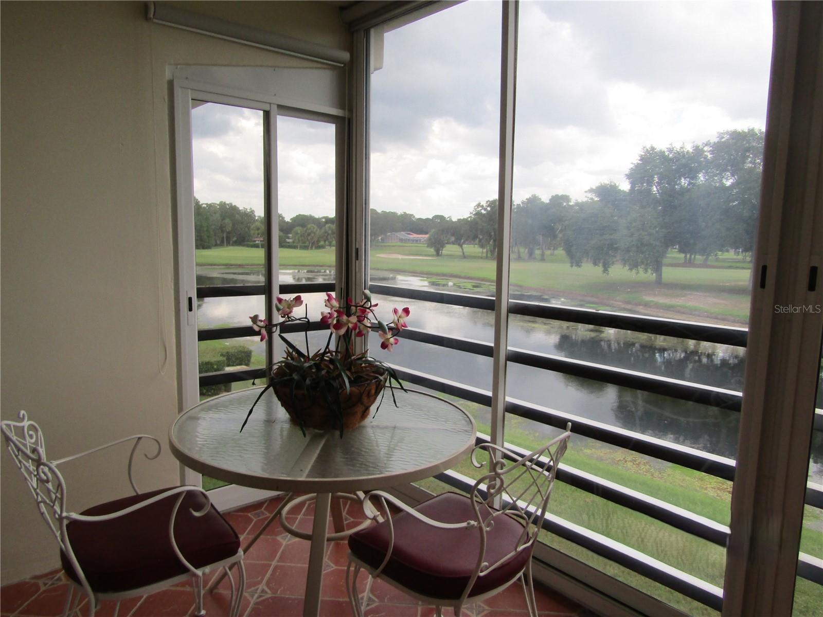 7351 W COUNTRY CLUB DR N #202, SARASOTA, FL, 34243