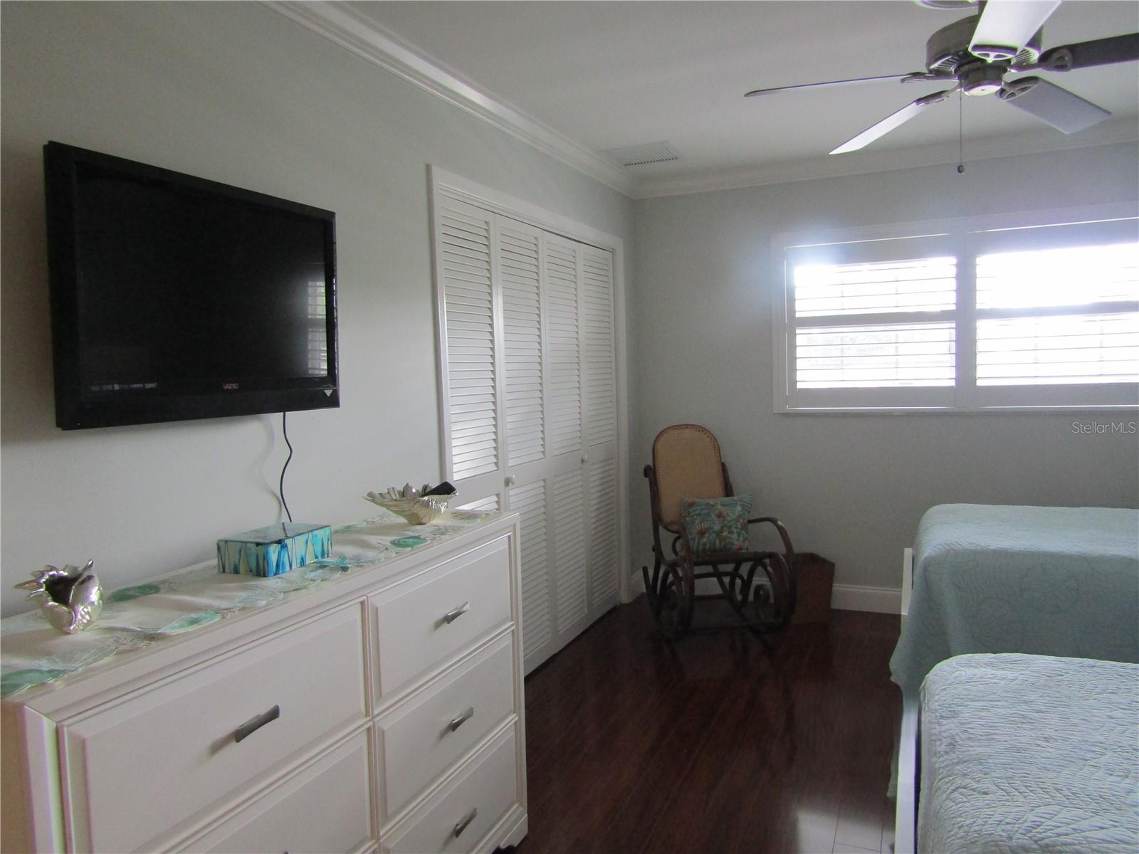 7351 W COUNTRY CLUB DR N #202, SARASOTA, FL, 34243