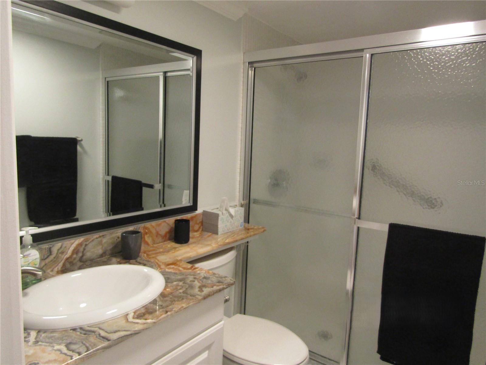 7351 W COUNTRY CLUB DR N #202, SARASOTA, FL, 34243
