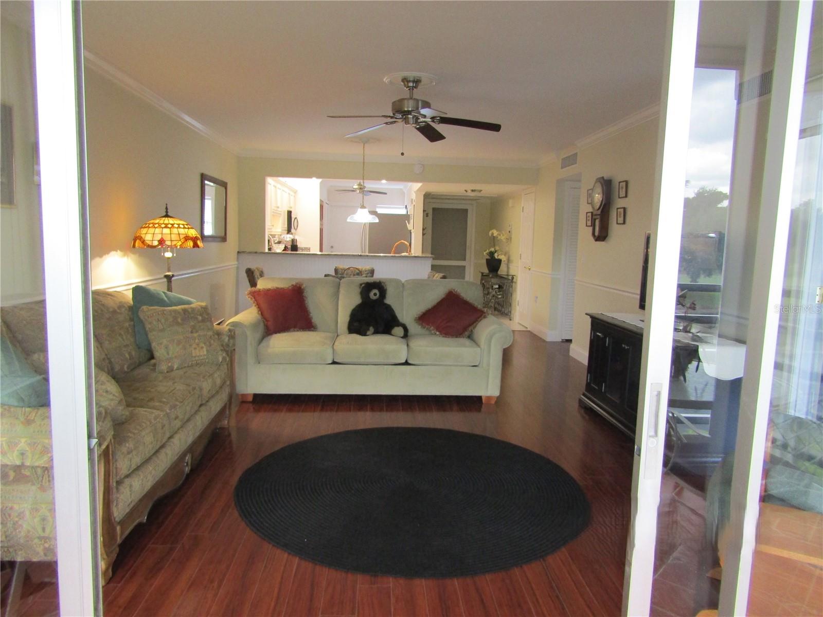 7351 W COUNTRY CLUB DR N #202, SARASOTA, FL, 34243