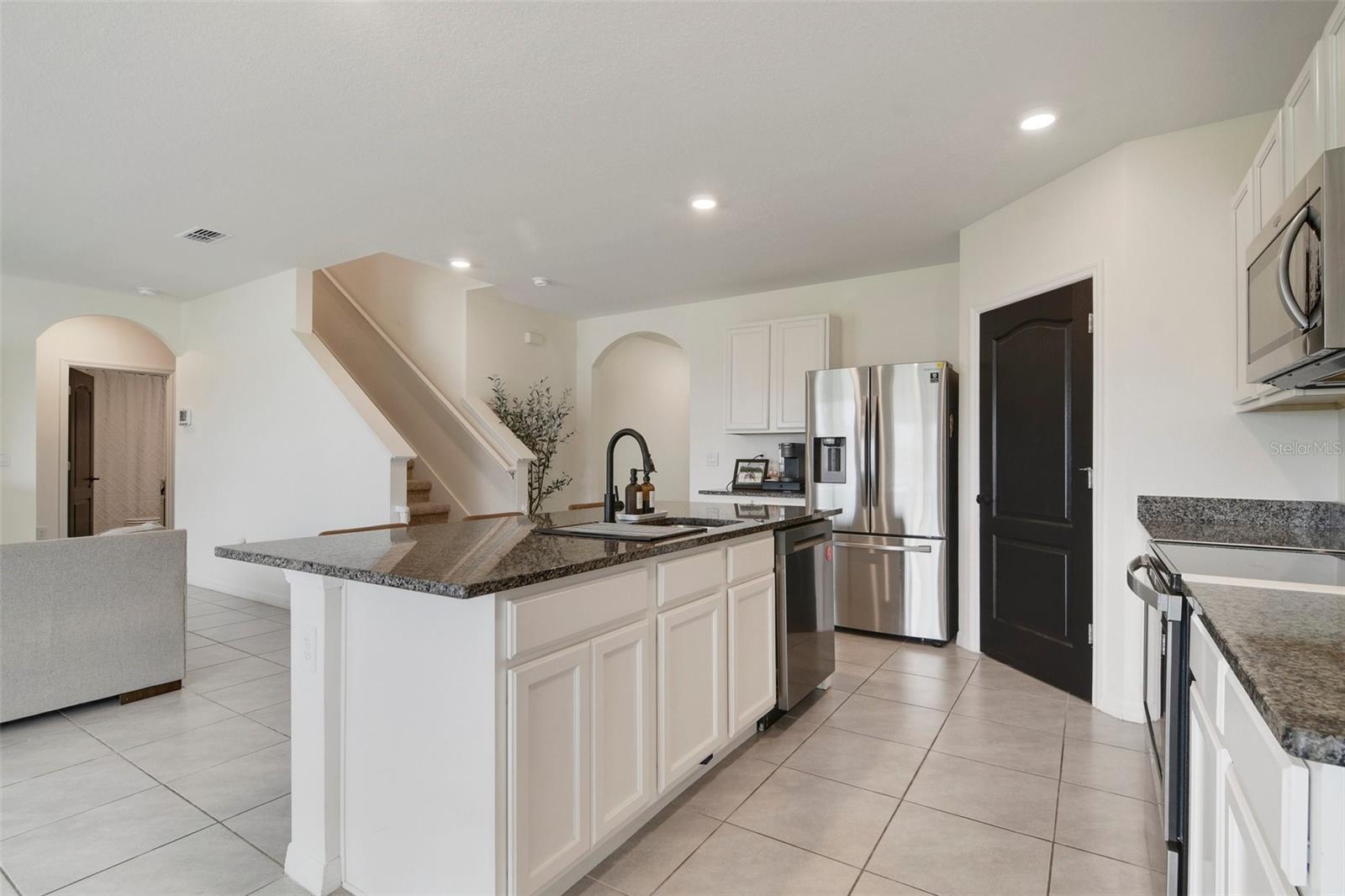 6718 GRACE HAMMOCK RD, HARMONY, FL, 34773