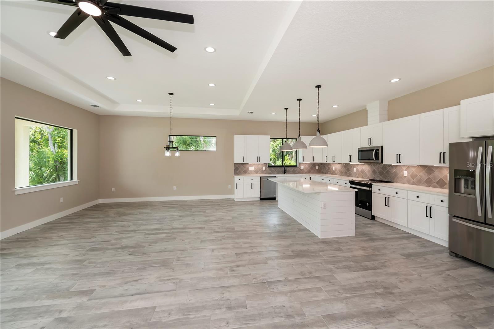 205 COUGAR WAY, ROTONDA WEST, FL, 33947