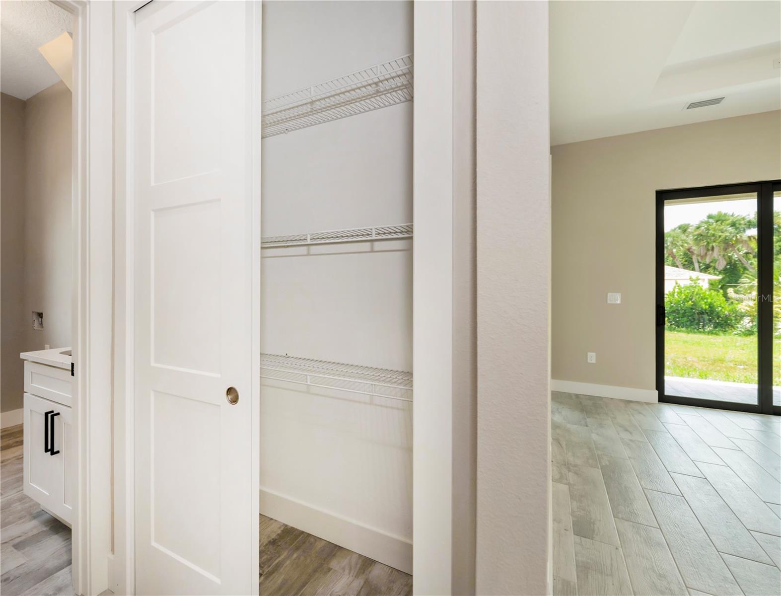 205 COUGAR WAY, ROTONDA WEST, FL, 33947