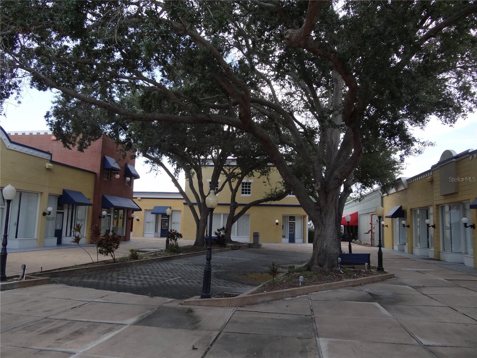 6798 CROSSWINDS DR N #D-106, ST PETERSBURG, FL, 33710