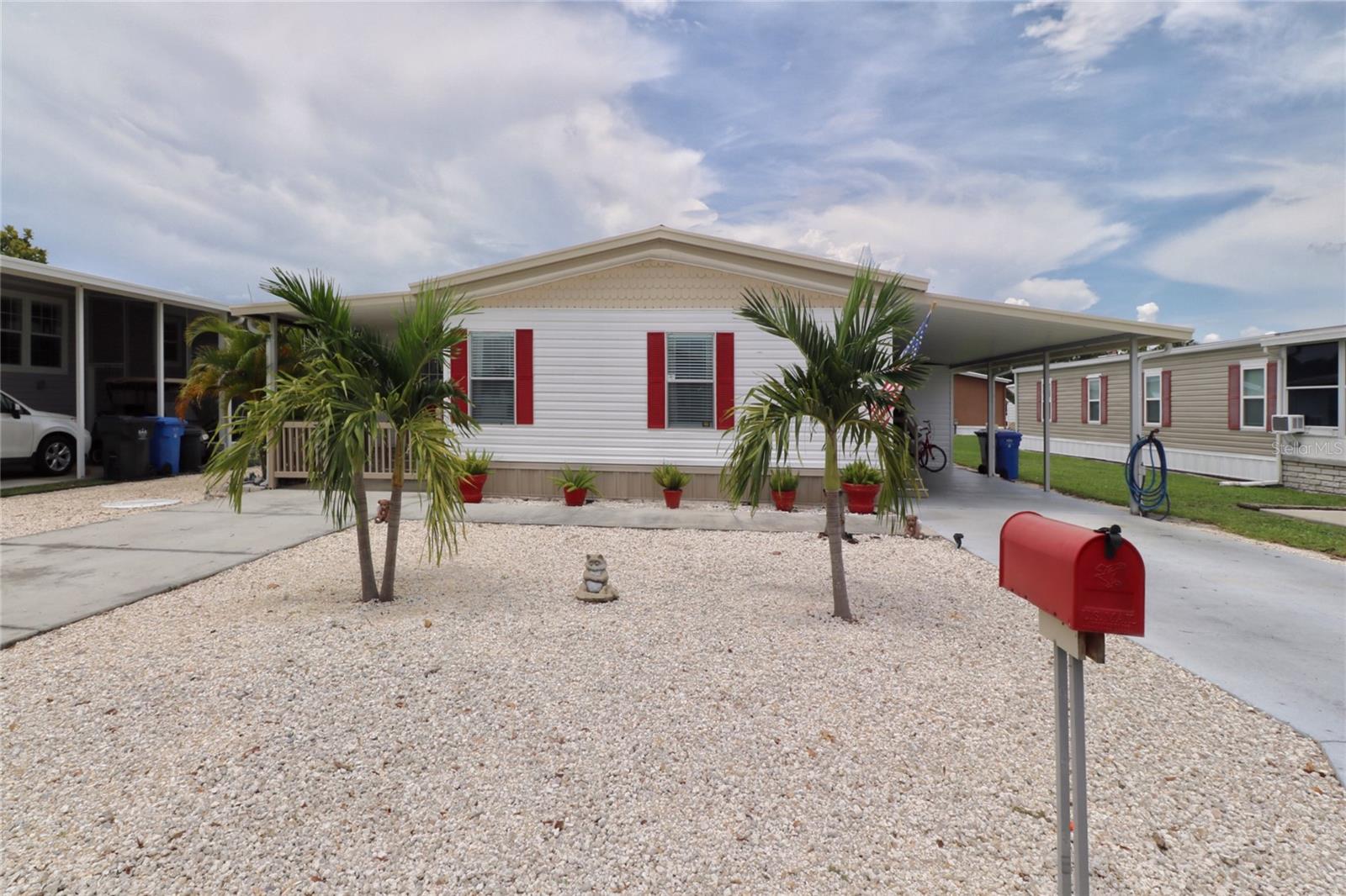 119 S SAINT THOMAS CIR, APOLLO BEACH, FL, 33572