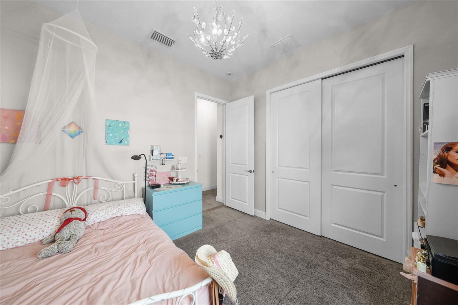 30900 LINDENTREE DR, WESLEY CHAPEL, FL, 33543