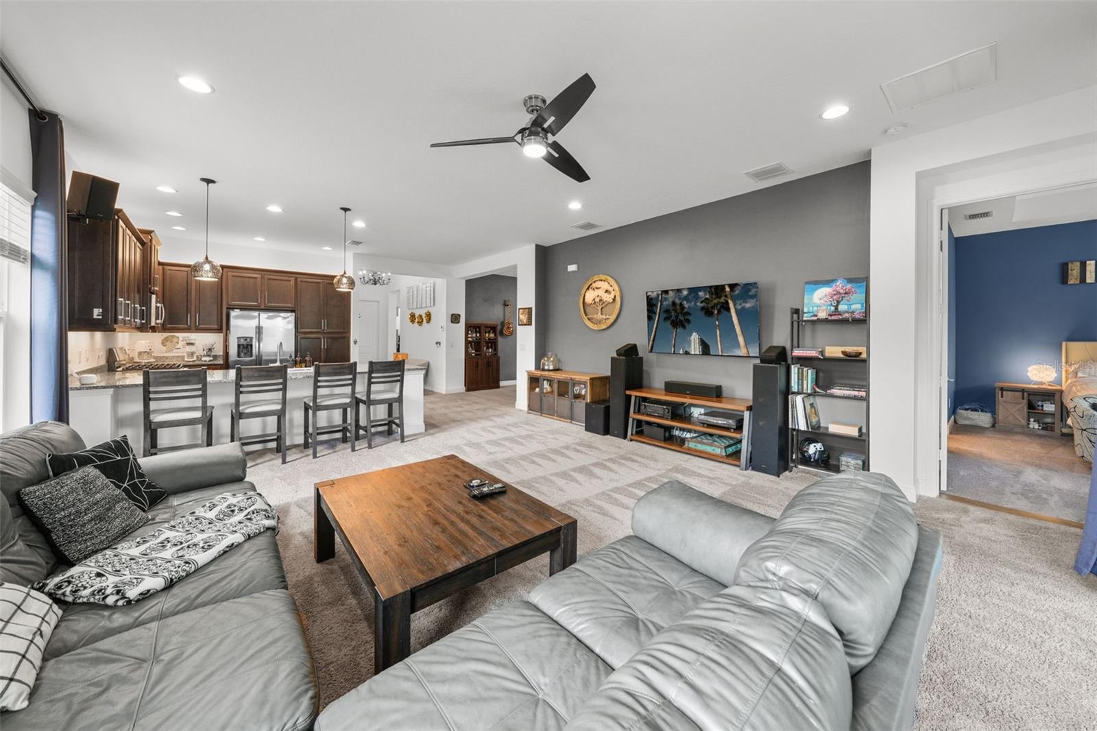 30900 LINDENTREE DR, WESLEY CHAPEL, FL, 33543