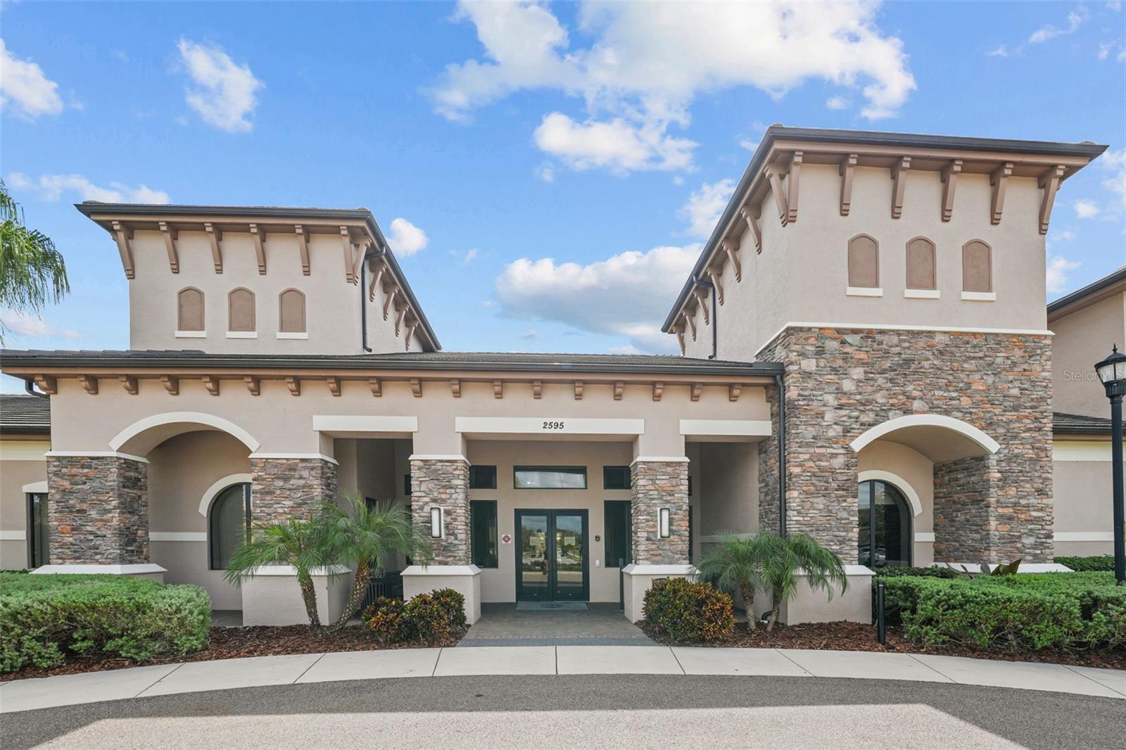 30900 LINDENTREE DR, WESLEY CHAPEL, FL, 33543