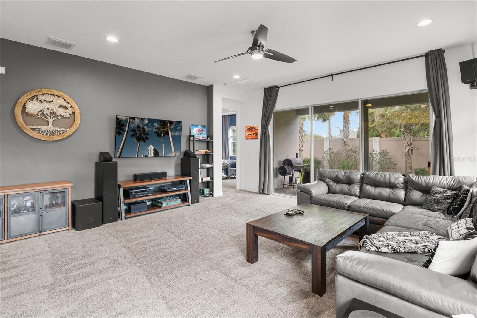 30900 LINDENTREE DR, WESLEY CHAPEL, FL, 33543