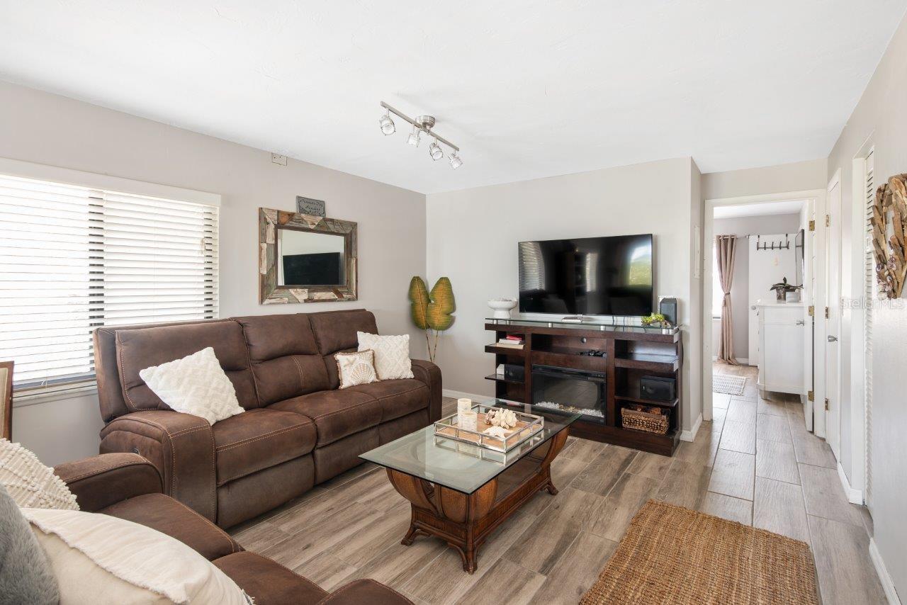 2350 N BEACH RD #2A, ENGLEWOOD, FL, 34223
