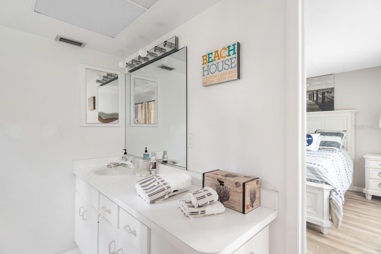 2350 N BEACH RD #2A, ENGLEWOOD, FL, 34223