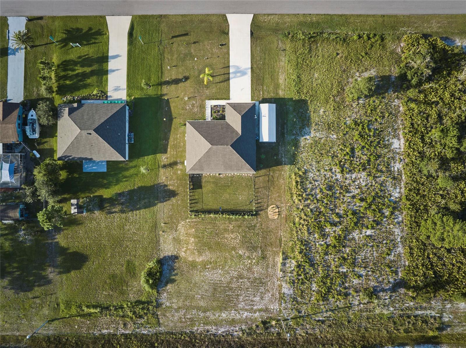 2430 PARK AVE, INDIAN LAKE ESTATES, FL, 33855