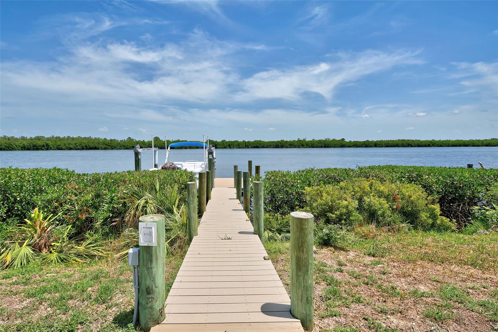 15240 SPANISH POINT DR, PORT CHARLOTTE, FL, 33981