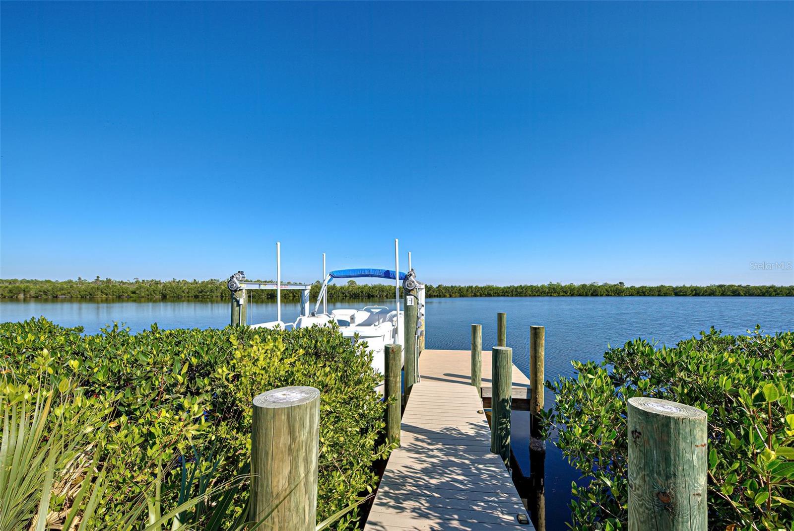 15240 SPANISH POINT DR, PORT CHARLOTTE, FL, 33981