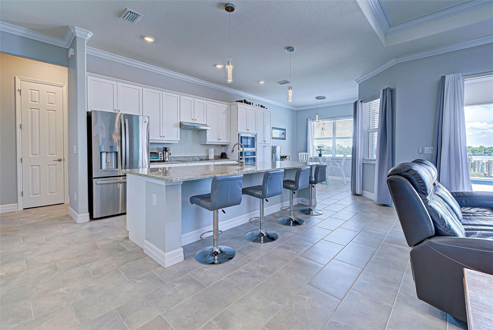 15240 SPANISH POINT DR, PORT CHARLOTTE, FL, 33981