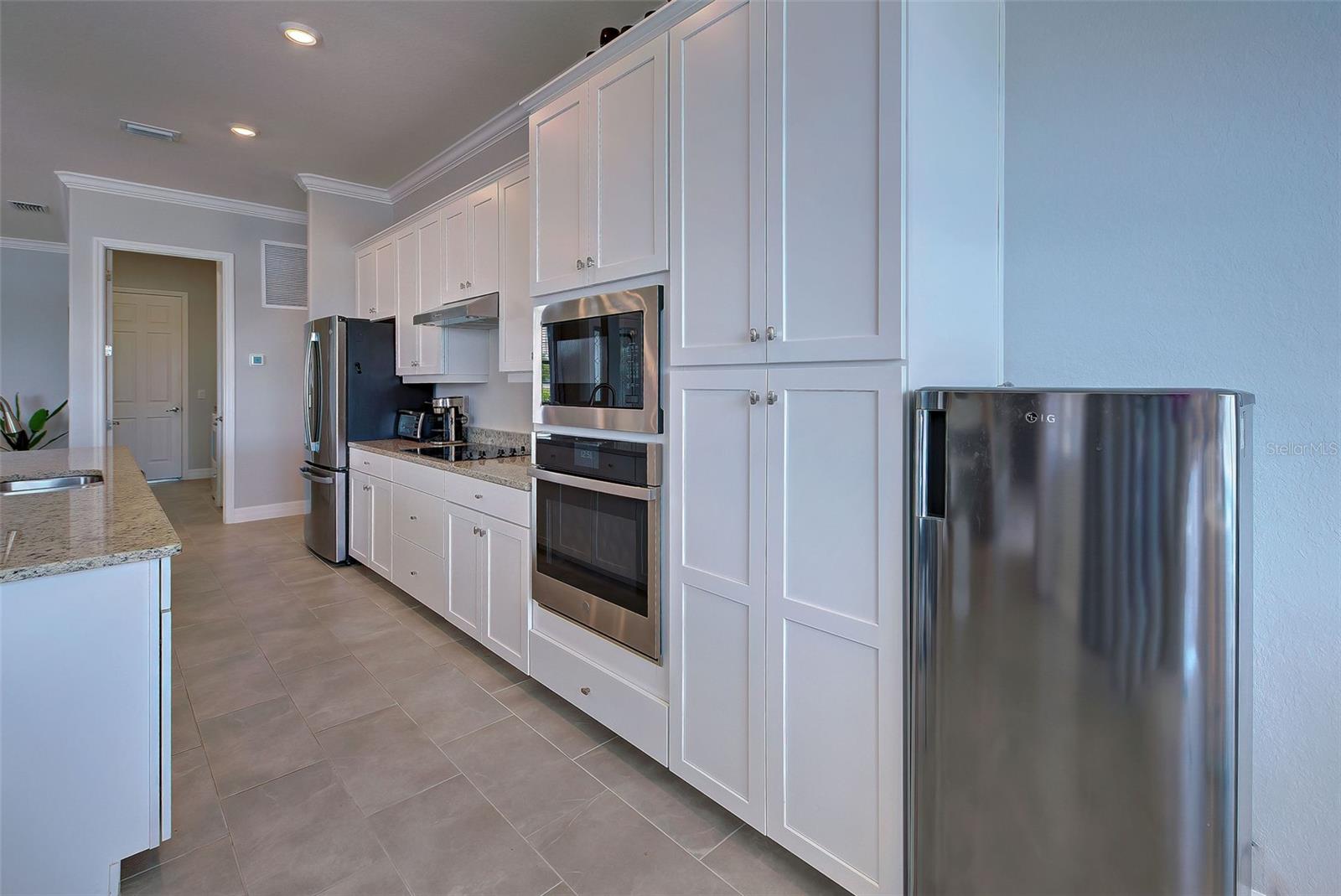 15240 SPANISH POINT DR, PORT CHARLOTTE, FL, 33981