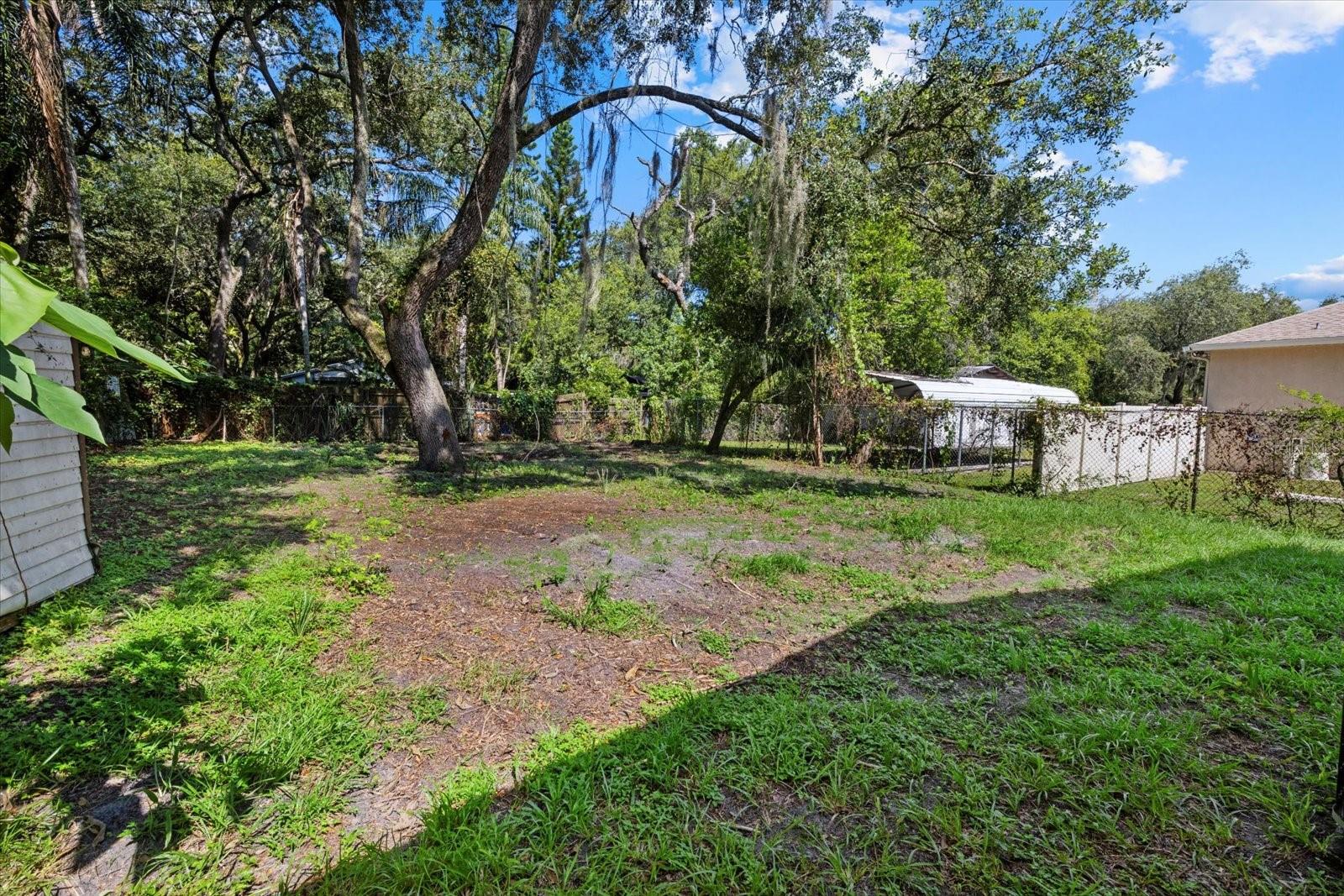 7018 N CENTER DR, TAMPA, FL, 33604