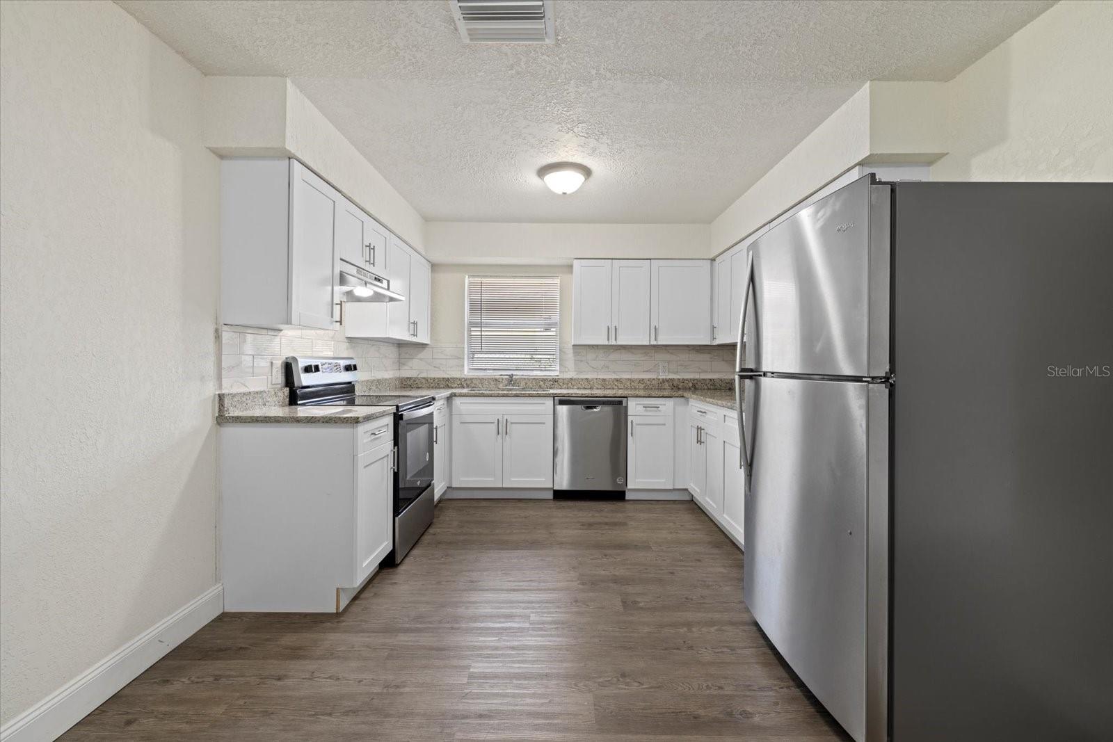 7018 N CENTER DR, TAMPA, FL, 33604