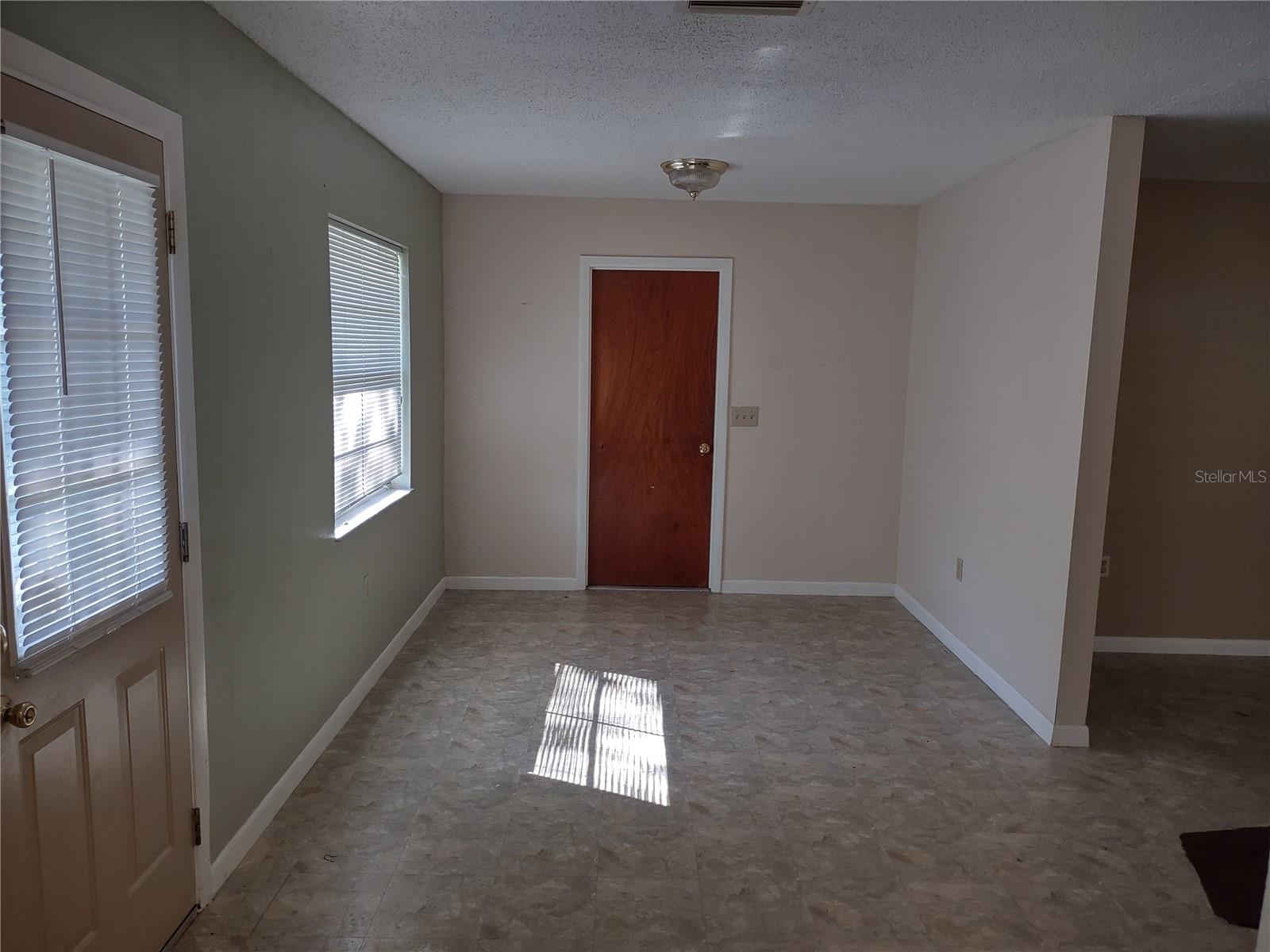 123 N HIGH ST, LAKE MARY, FL, 32746