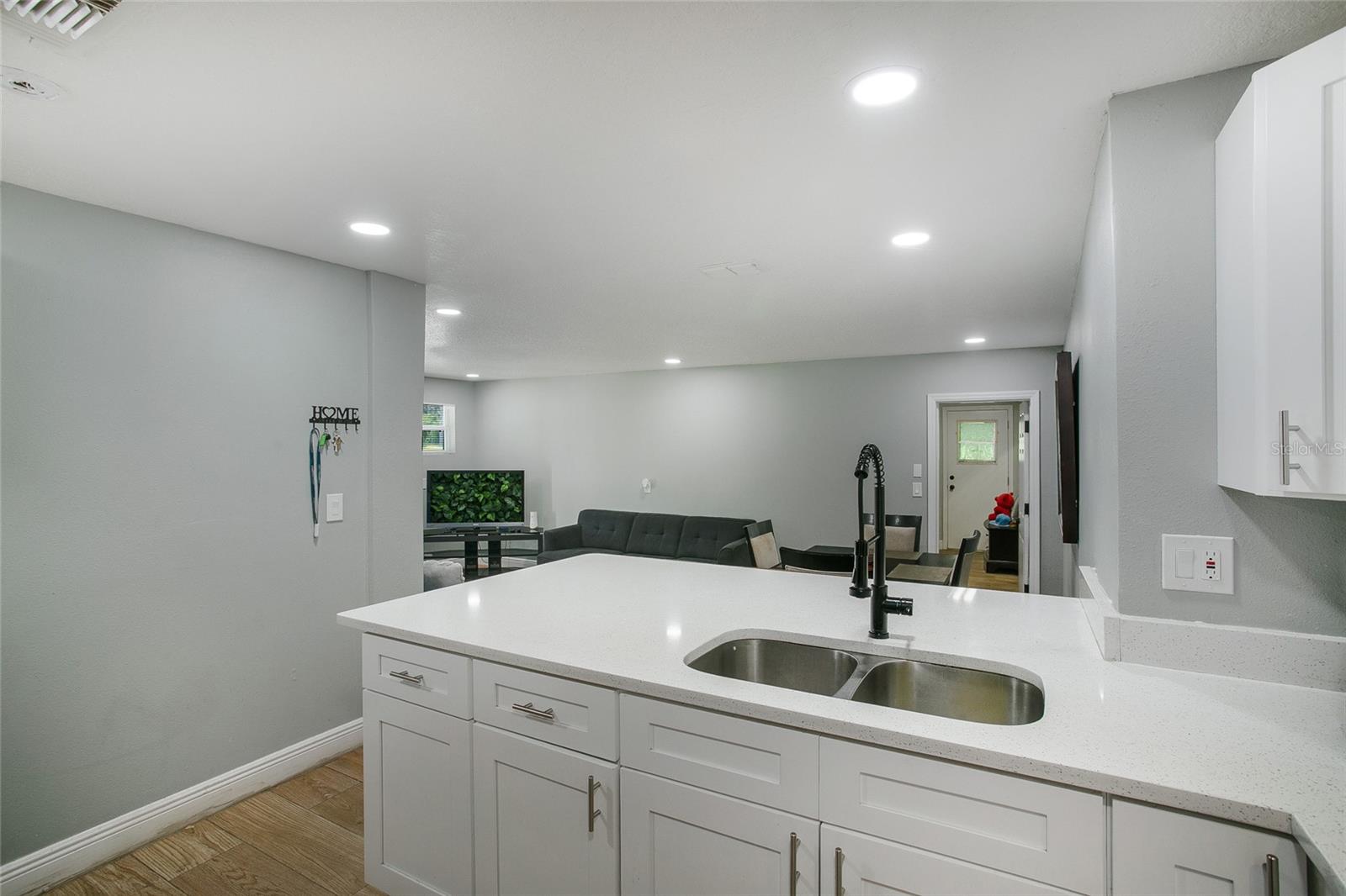 1406 S HOAGLAND BLVD, KISSIMMEE, FL, 34746