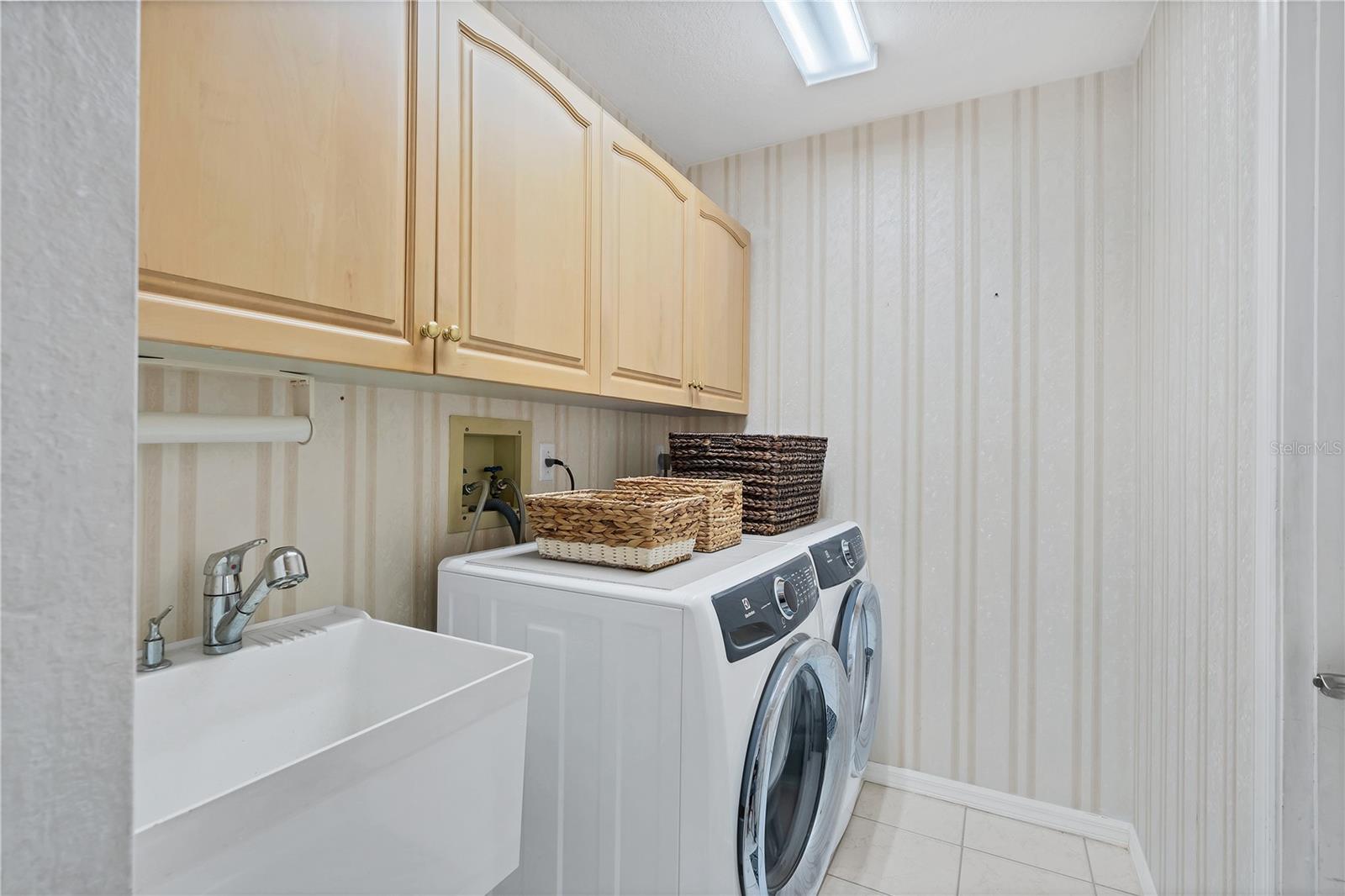 38 BUNKER WAY, ROTONDA WEST, FL, 33947
