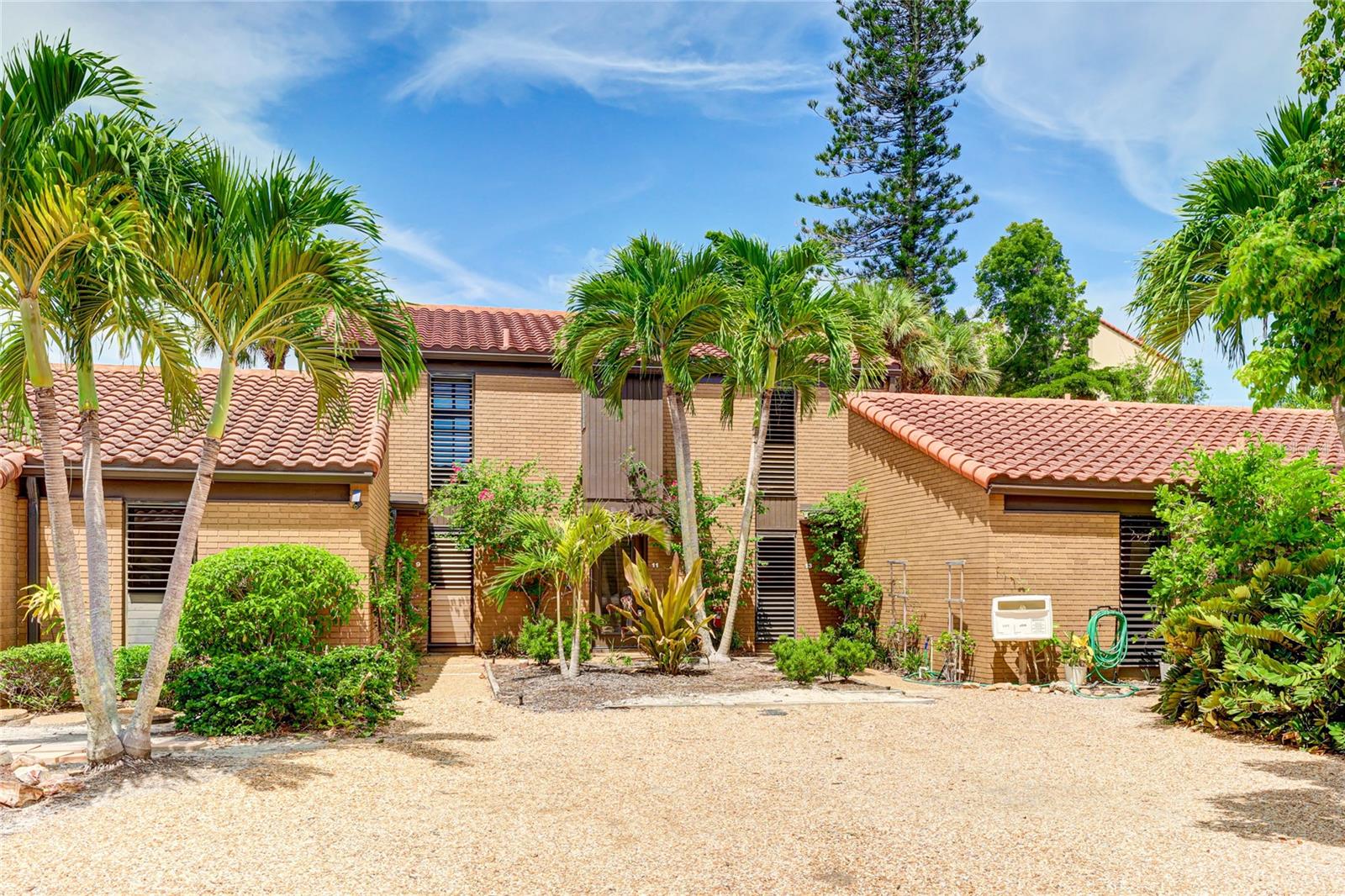 11 SANDY COVE RD #8-F, SARASOTA, FL, 34242
