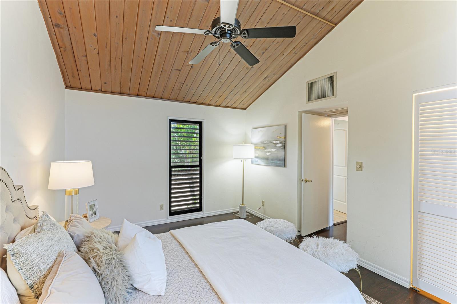 11 SANDY COVE RD #8-F, SARASOTA, FL, 34242