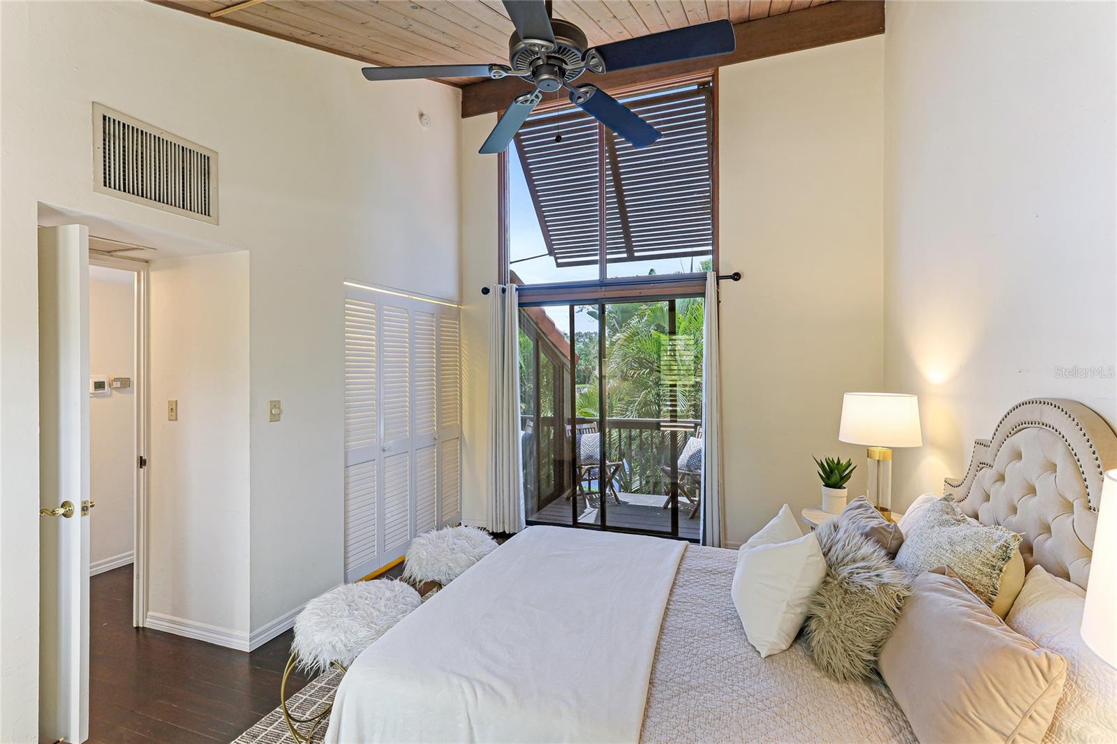 11 SANDY COVE RD #8-F, SARASOTA, FL, 34242